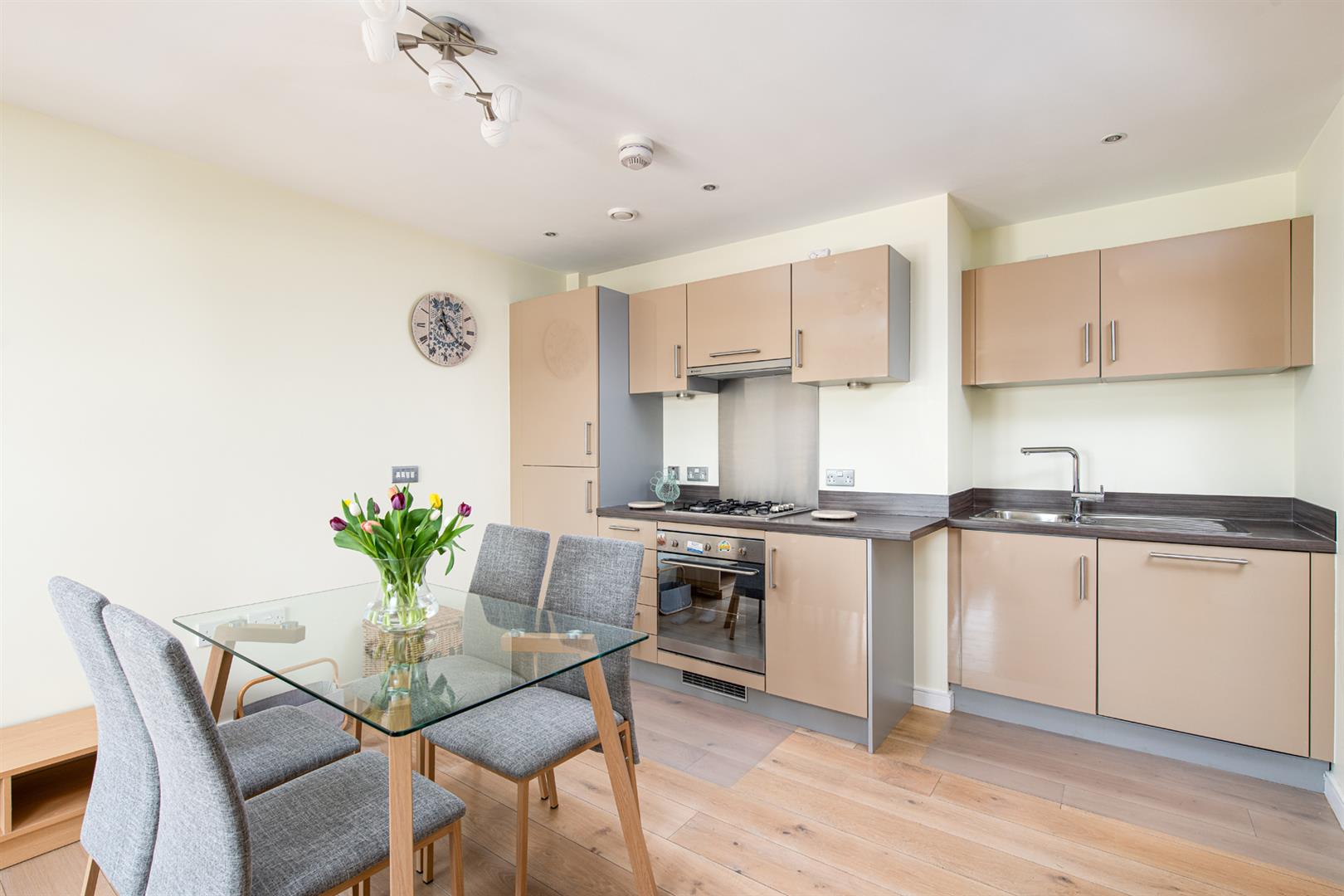 2 bed apartment to rent in Horizon Broad Weir, Bristol 4