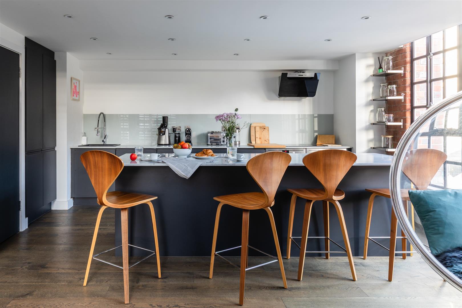 2 bed apartment to rent in Georges Square, Redcliffe  - Property Image 4