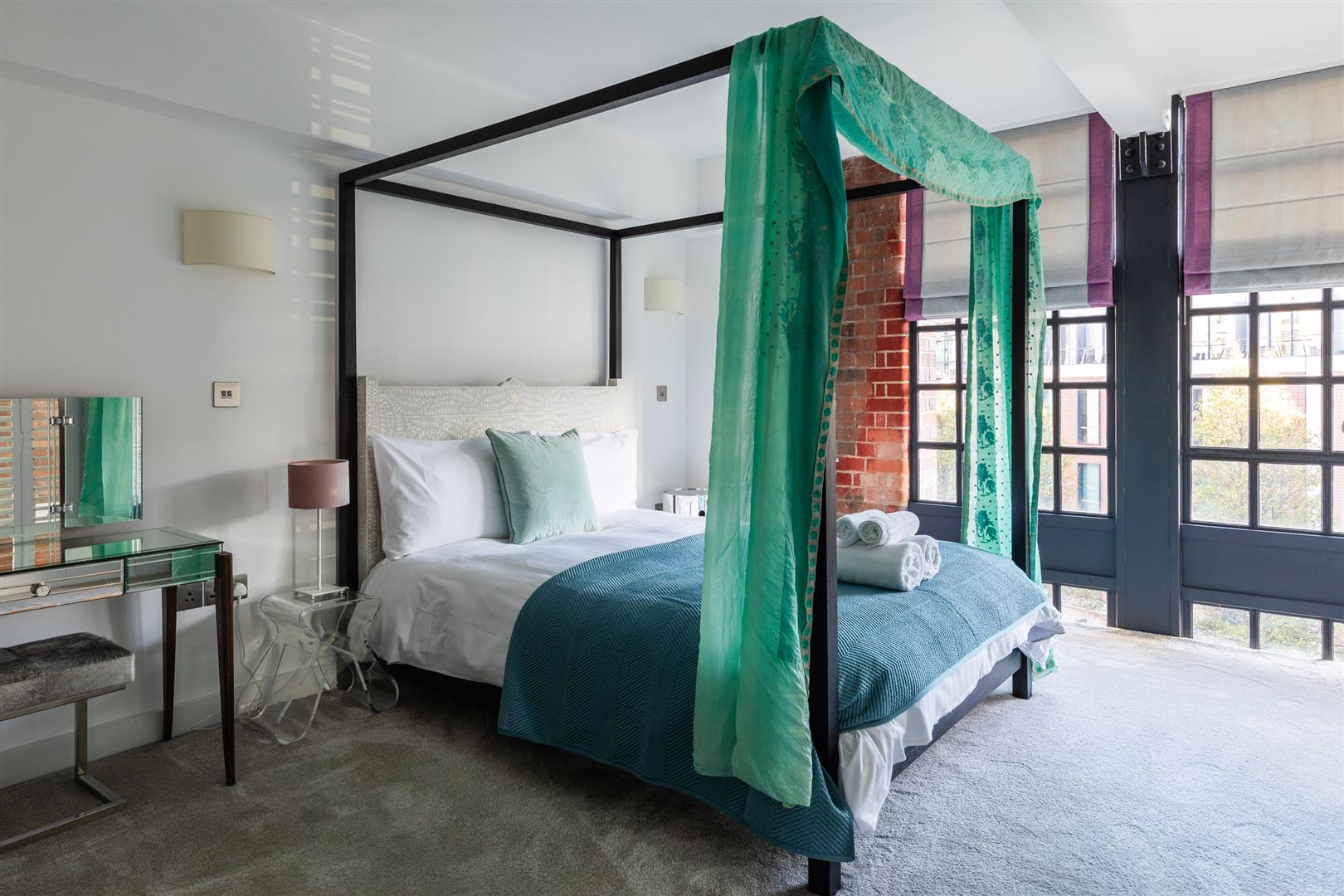 2 bed apartment to rent in Georges Square, Redcliffe 9