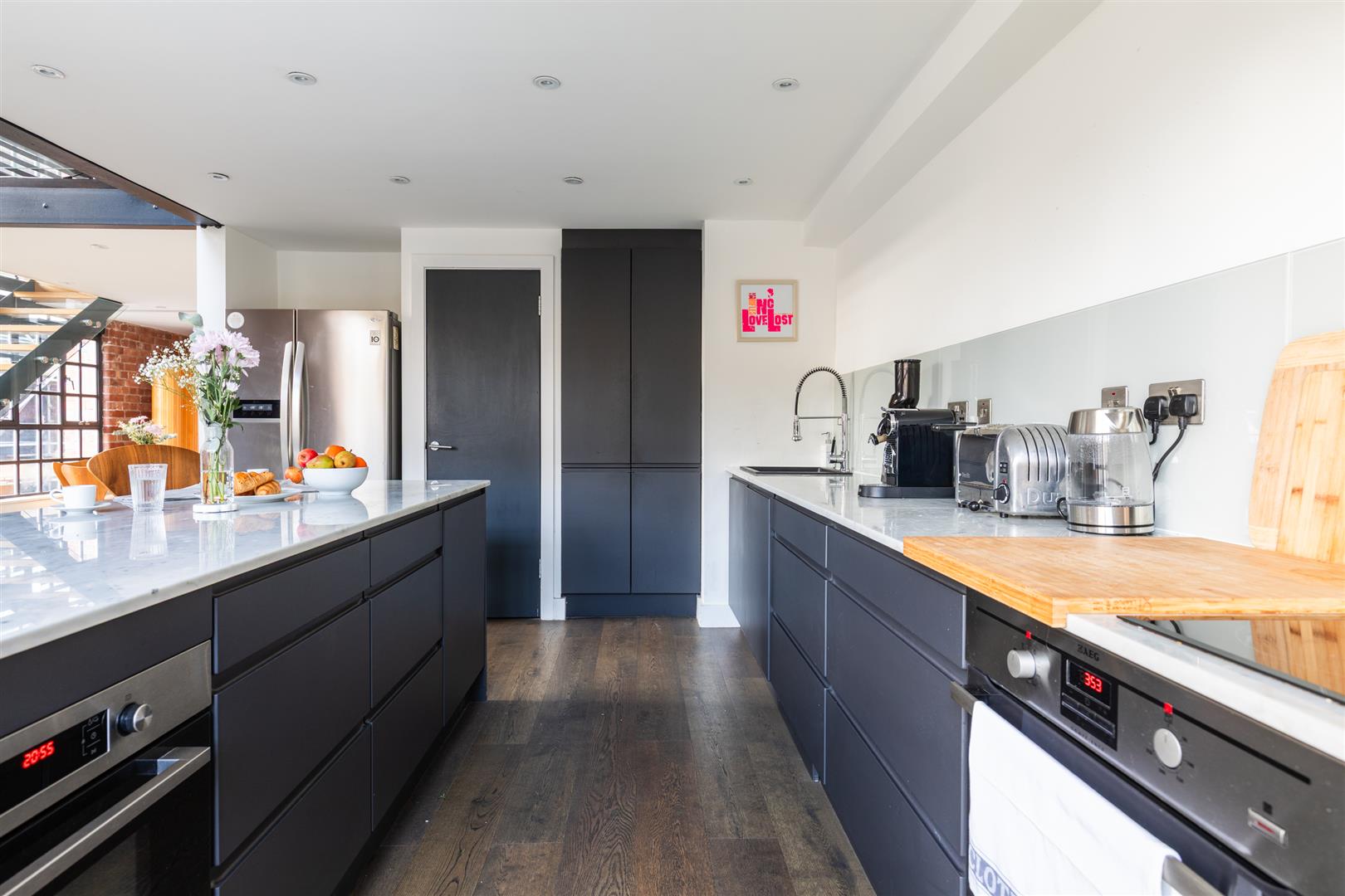 2 bed apartment to rent in Georges Square, Redcliffe 5