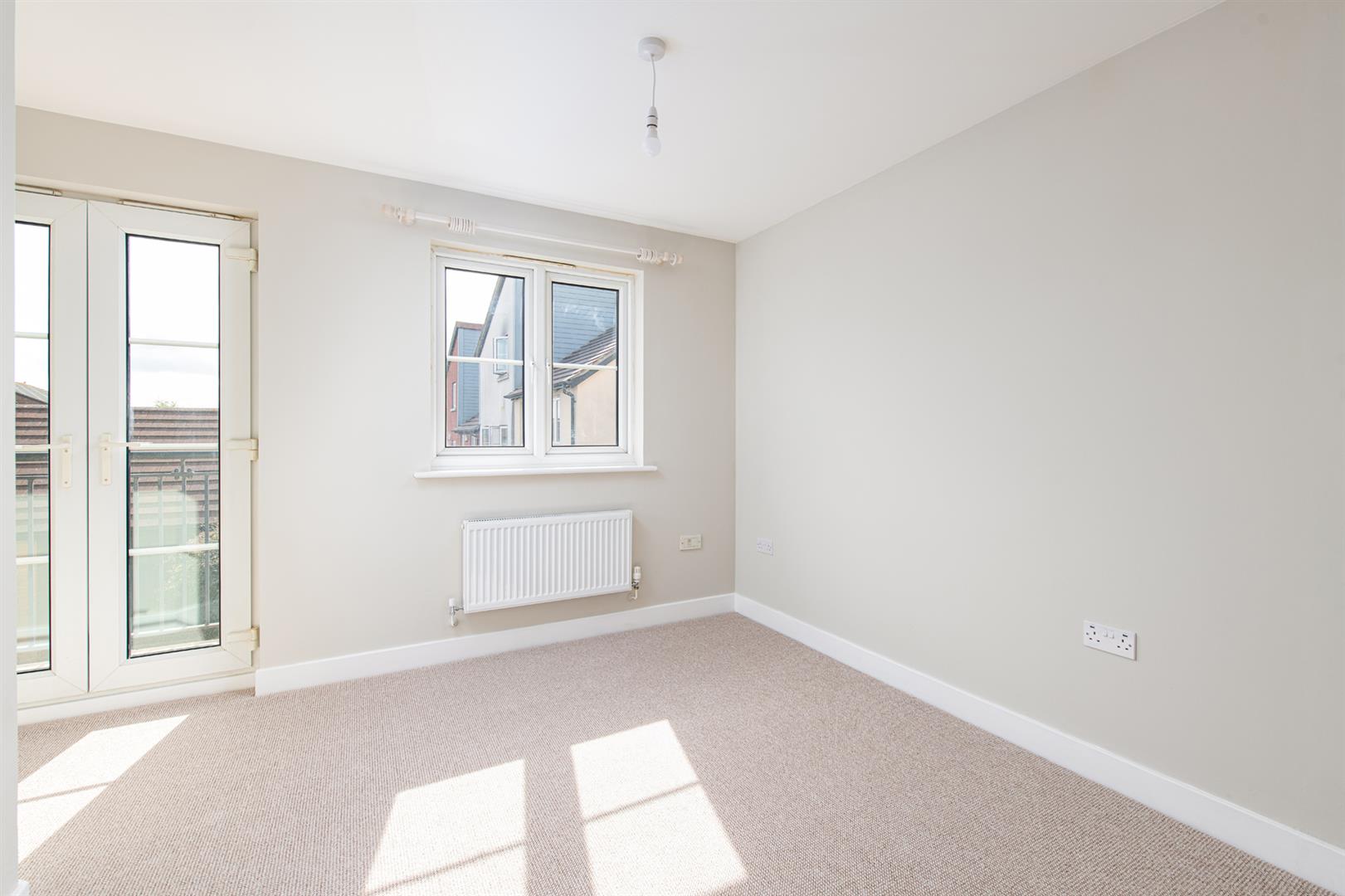2 bed terraced house to rent in Bartholomews Square, Horfield 7
