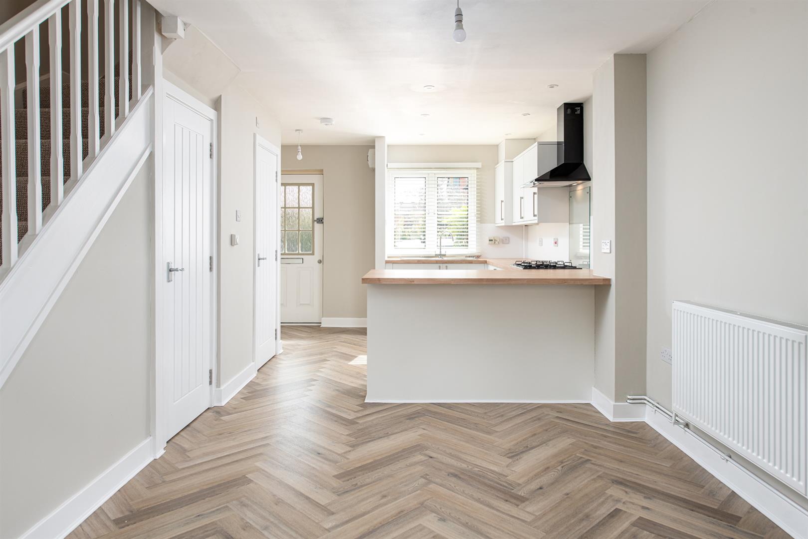 2 bed terraced house to rent in Bartholomews Square, Horfield 4