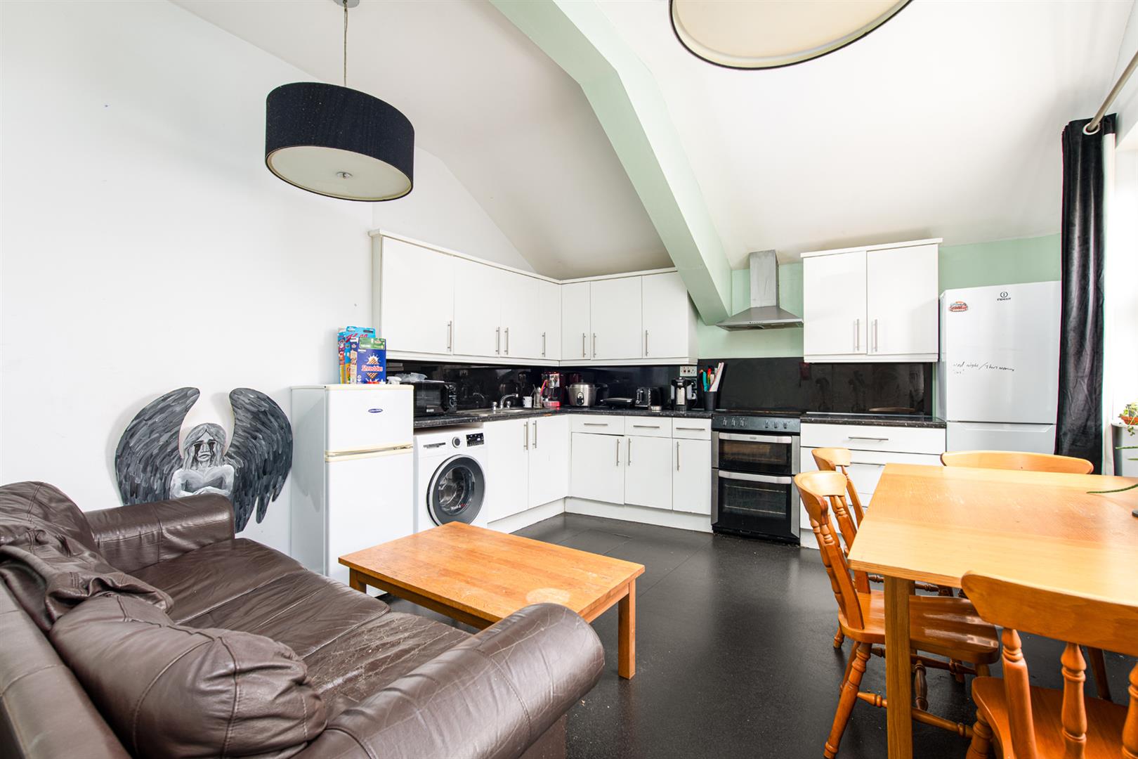 5 bed apartment to rent in Kings Parade Avenue, Bristol 2