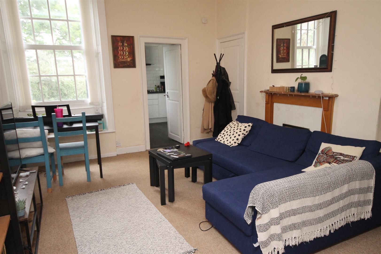 2 bed apartment to rent in Hotwell Road, Hotwells, BS8 