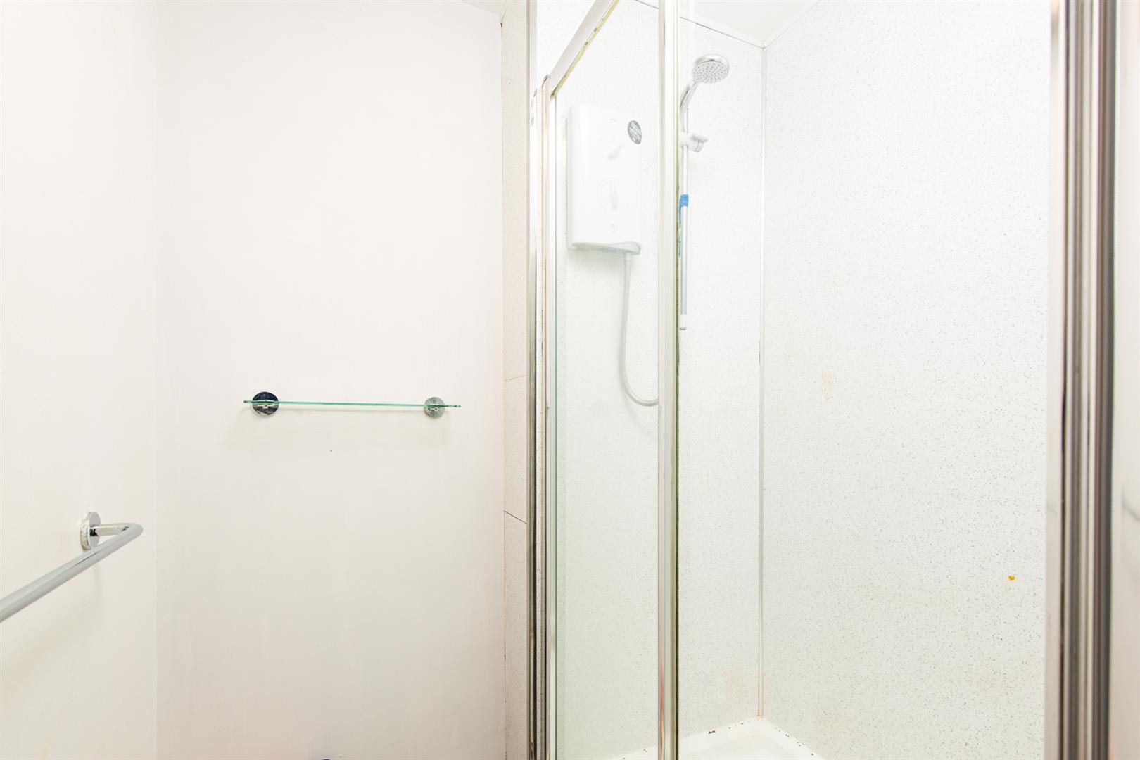 3 bed apartment to rent in Kings Parade Avenue, Bristol  - Property Image 10