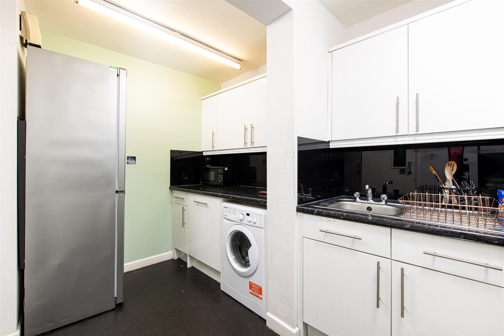 3 bed apartment to rent in Kings Parade Avenue, Bristol 8