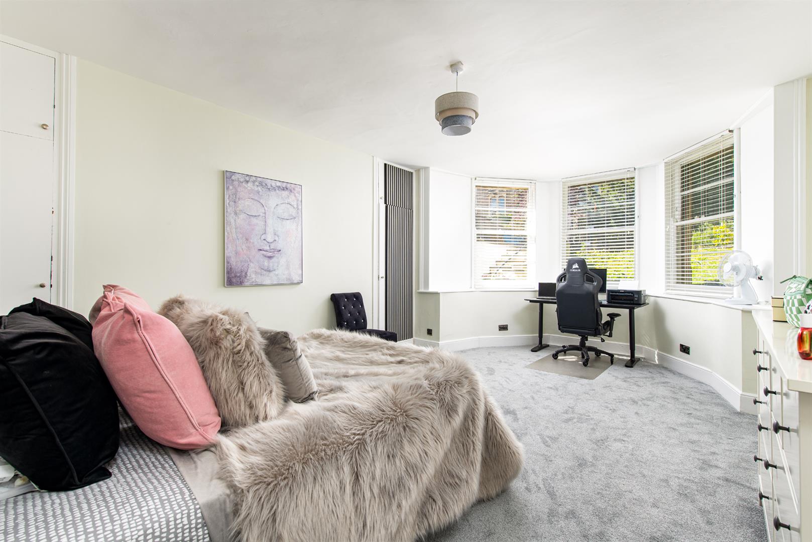 2 bed apartment for sale in Beaufort Road, Clifton 4