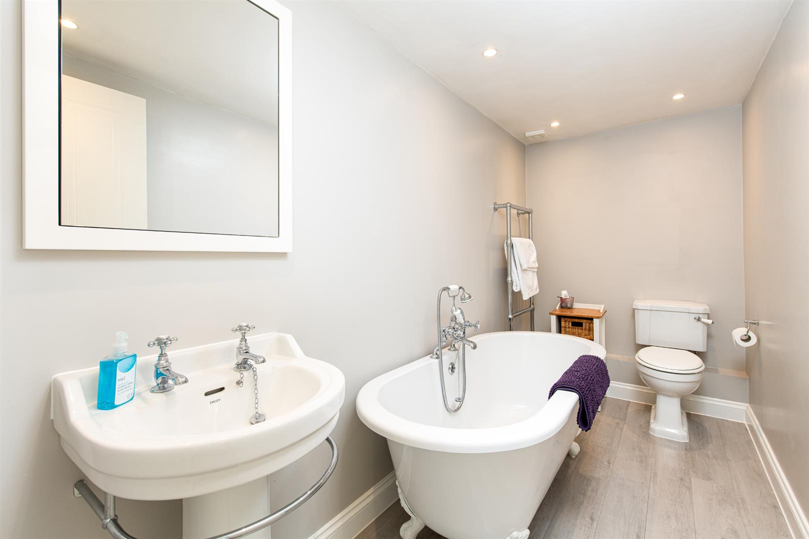 2 bed apartment to rent in Lower Redland Road, Bristol  - Property Image 4