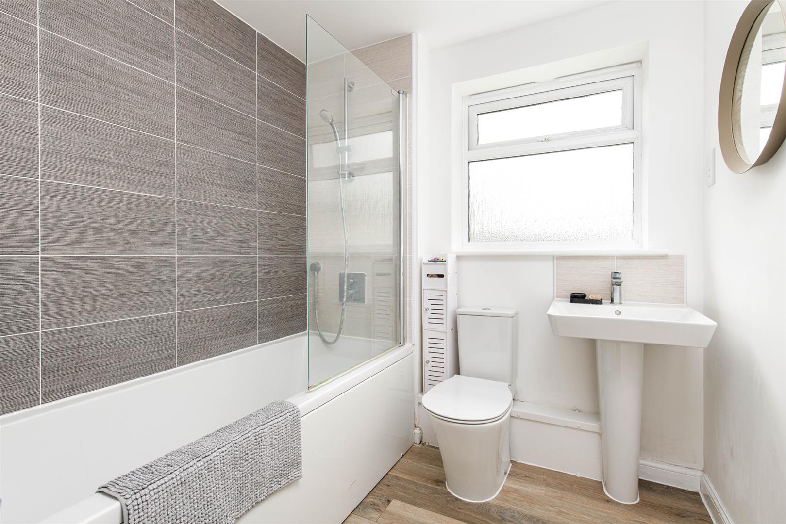 2 bed apartment for sale in Mansell Road, Patchway 7