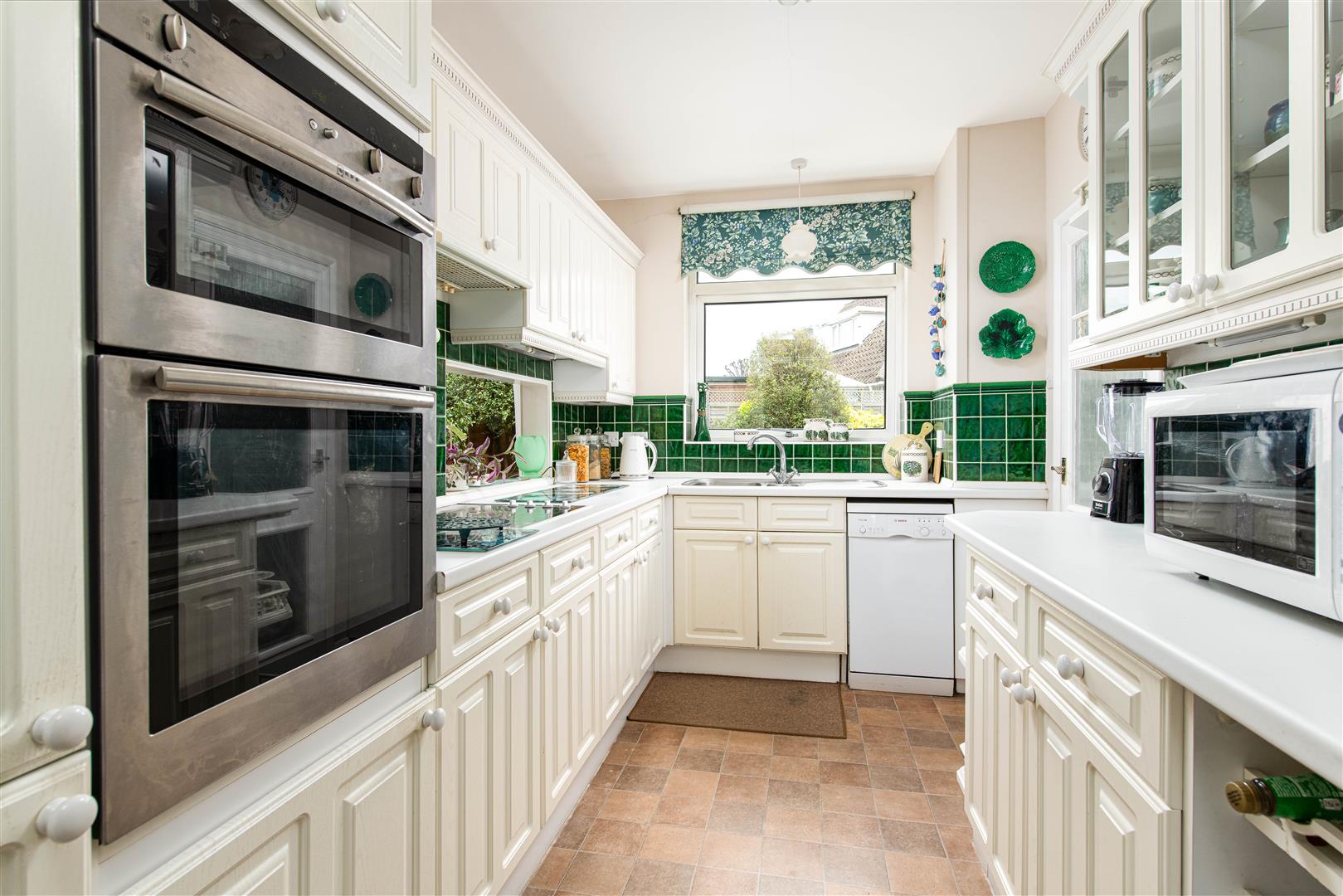 4 bed house for sale in Waterdale Close, Bristol  - Property Image 5