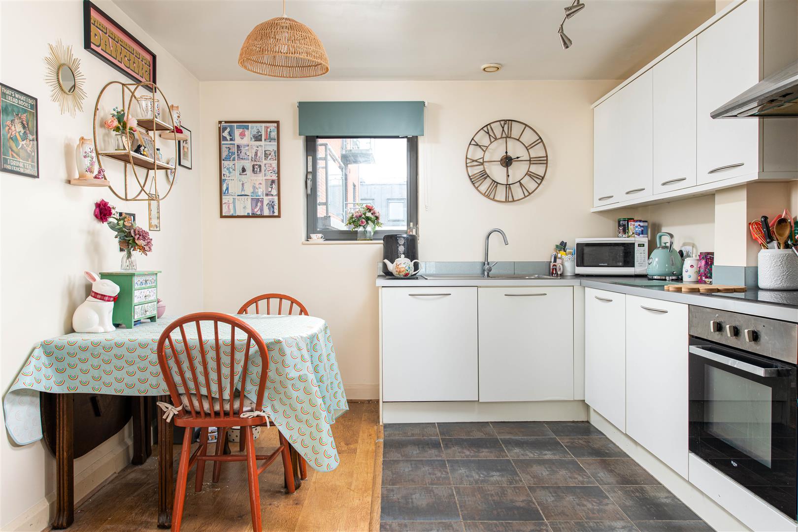 1 bed flat for sale in Charles Street, Bristol  - Property Image 2