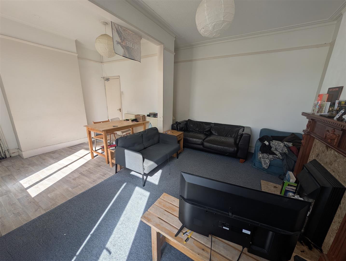 4 bed terraced house to rent in Beaufort Road, Bristol 1