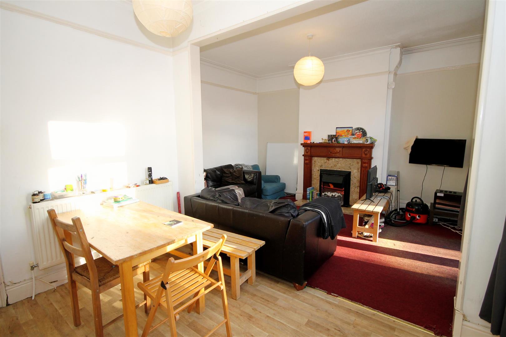 4 bed terraced house to rent in Beaufort Road, Bristol 1