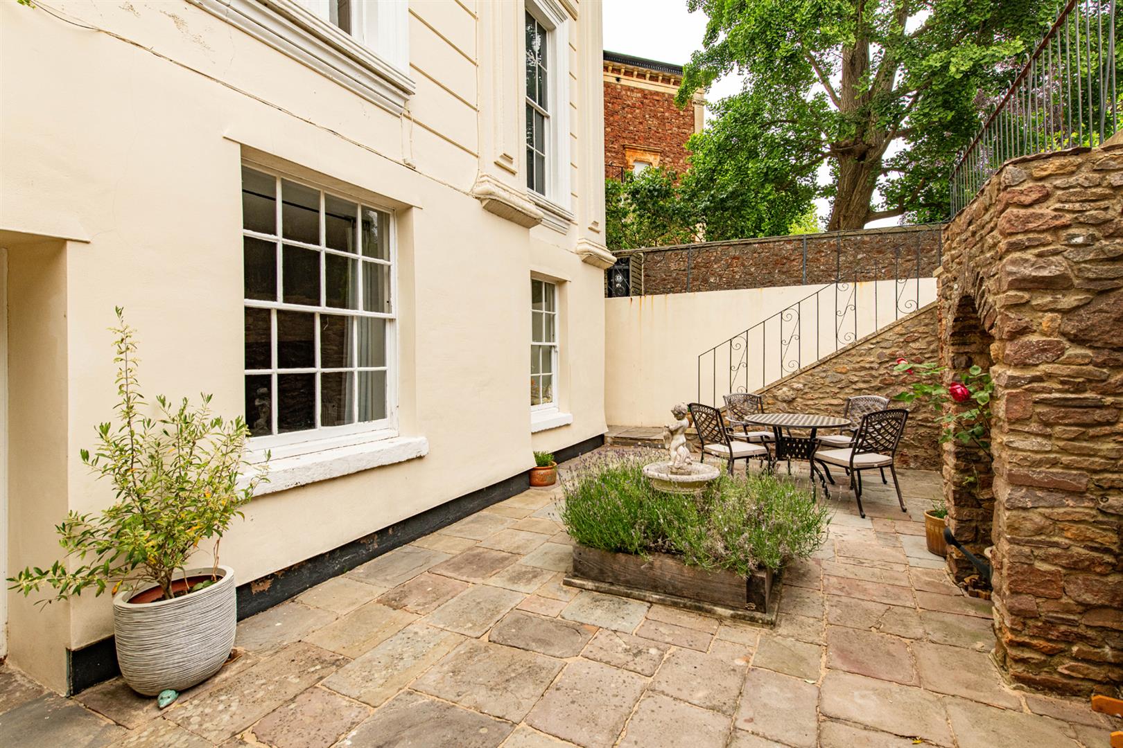 3 bed apartment for sale in Oakfield Road, Bristol  - Property Image 8