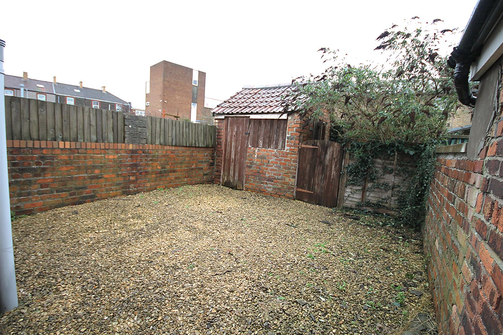 2 bed apartment to rent in South Road, Bristol 8