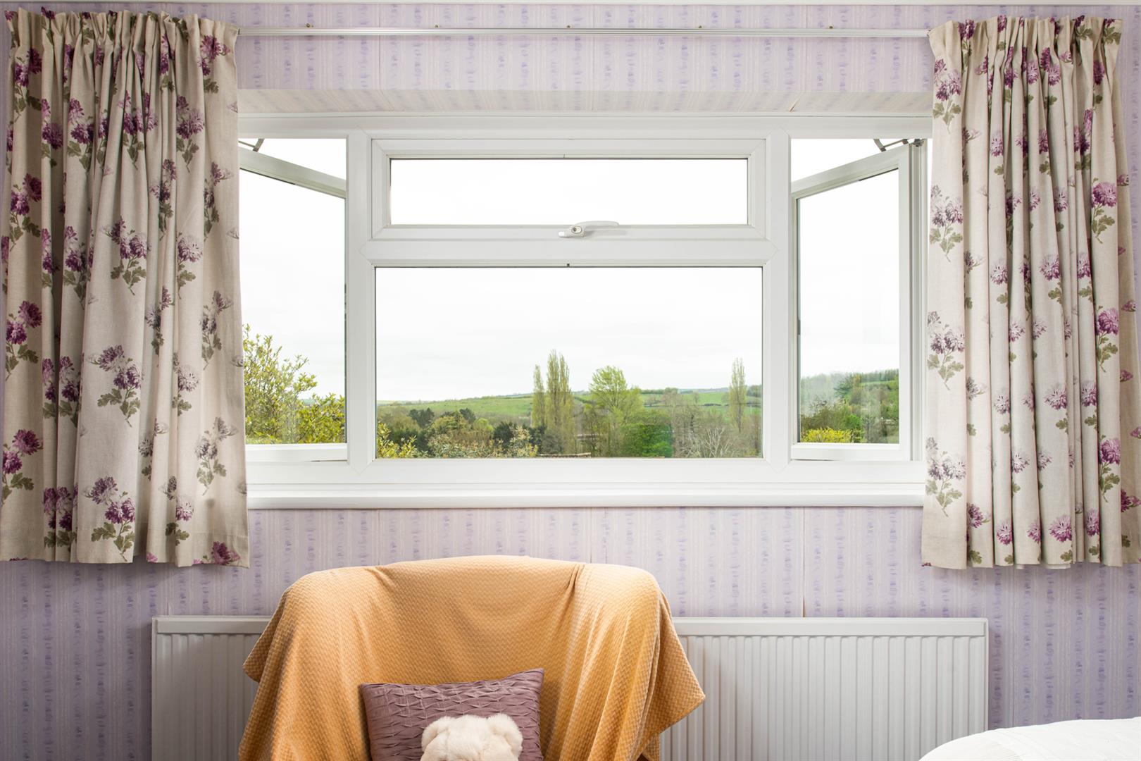 3 bed house for sale in Catley Grove, Bristol 10