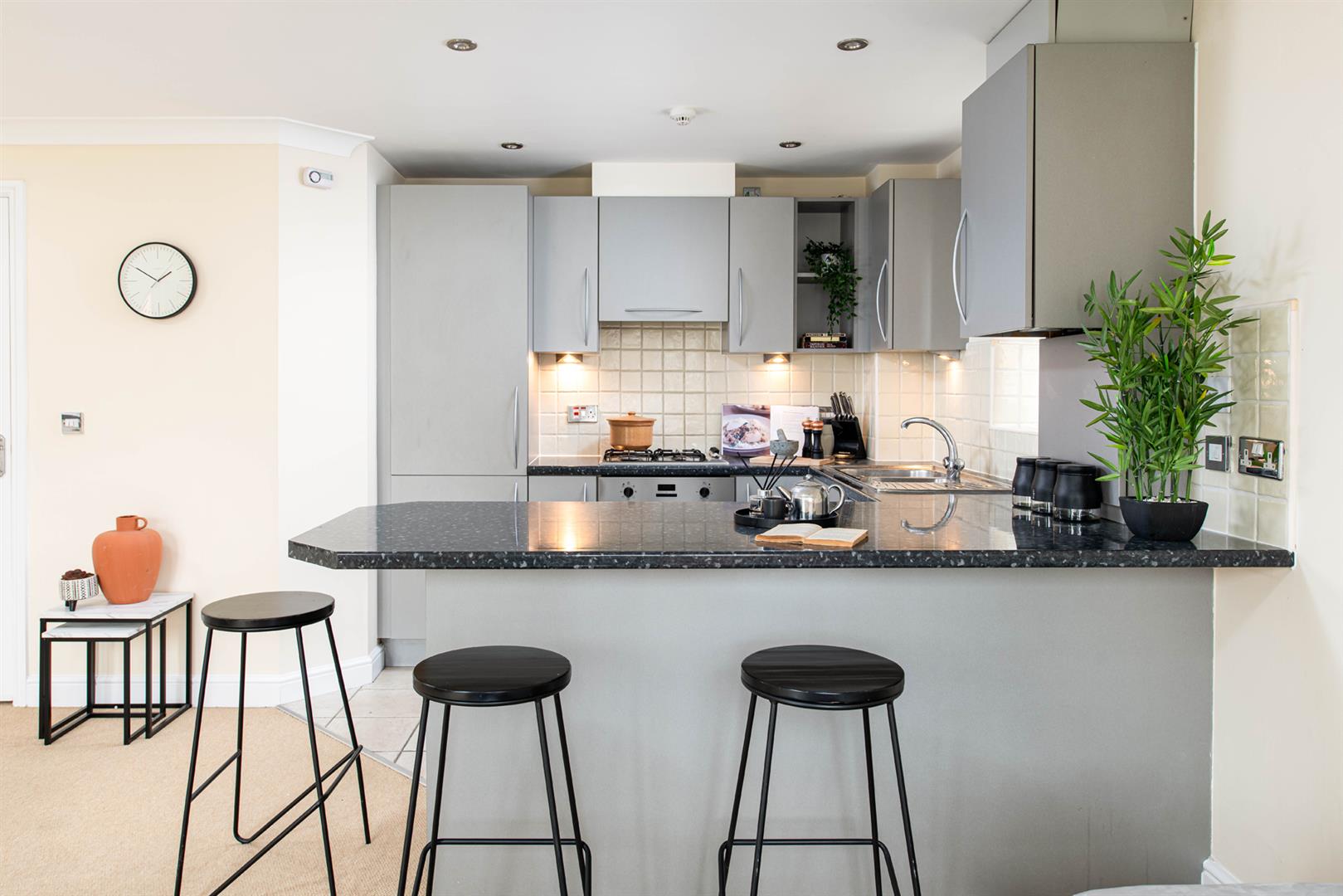 2 bed apartment for sale in Strathearn Drive, Westbury-On-Trym 9