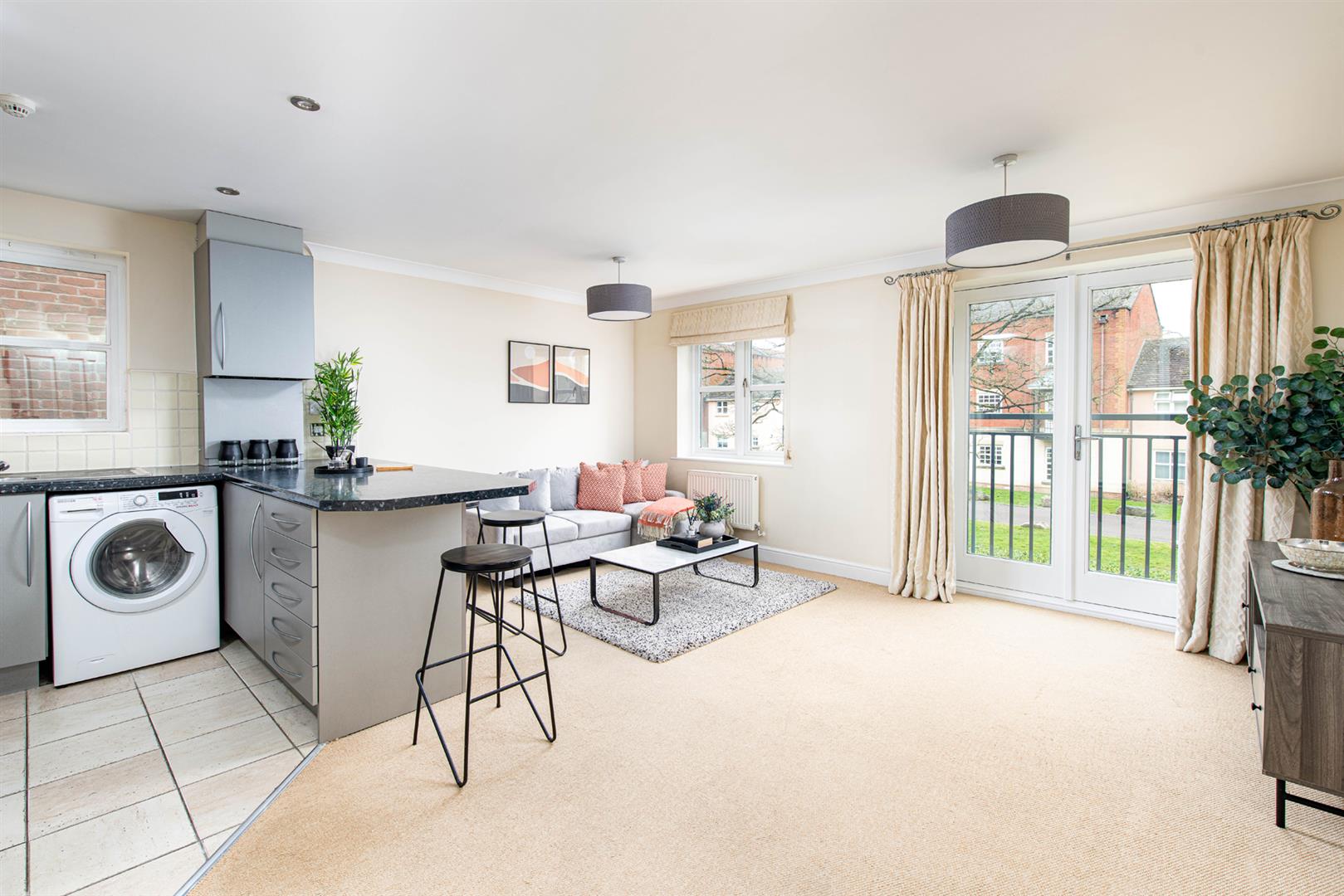 2 bed apartment for sale in Strathearn Drive, Westbury-On-Trym 3