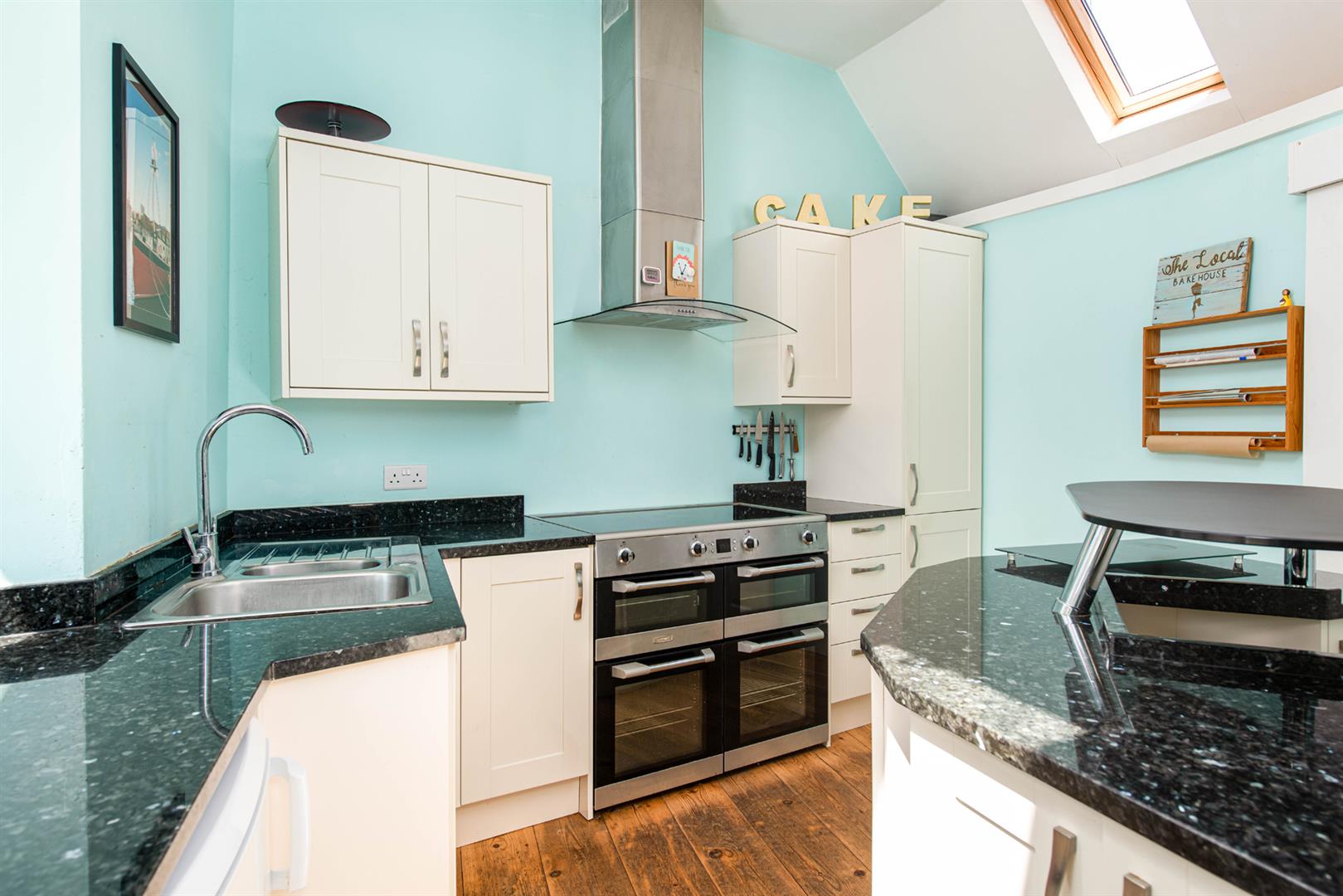 4 bed house for sale in Church Hill, Bristol  - Property Image 3