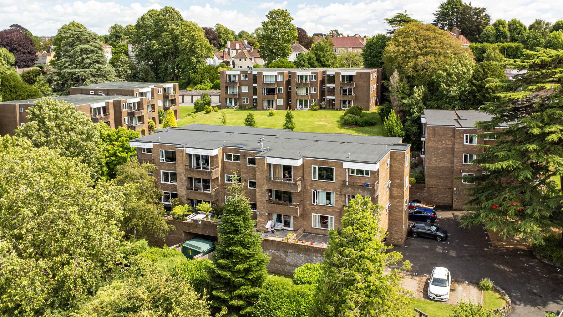 3 bed apartment to rent in Knoll Hill, Bristol 17