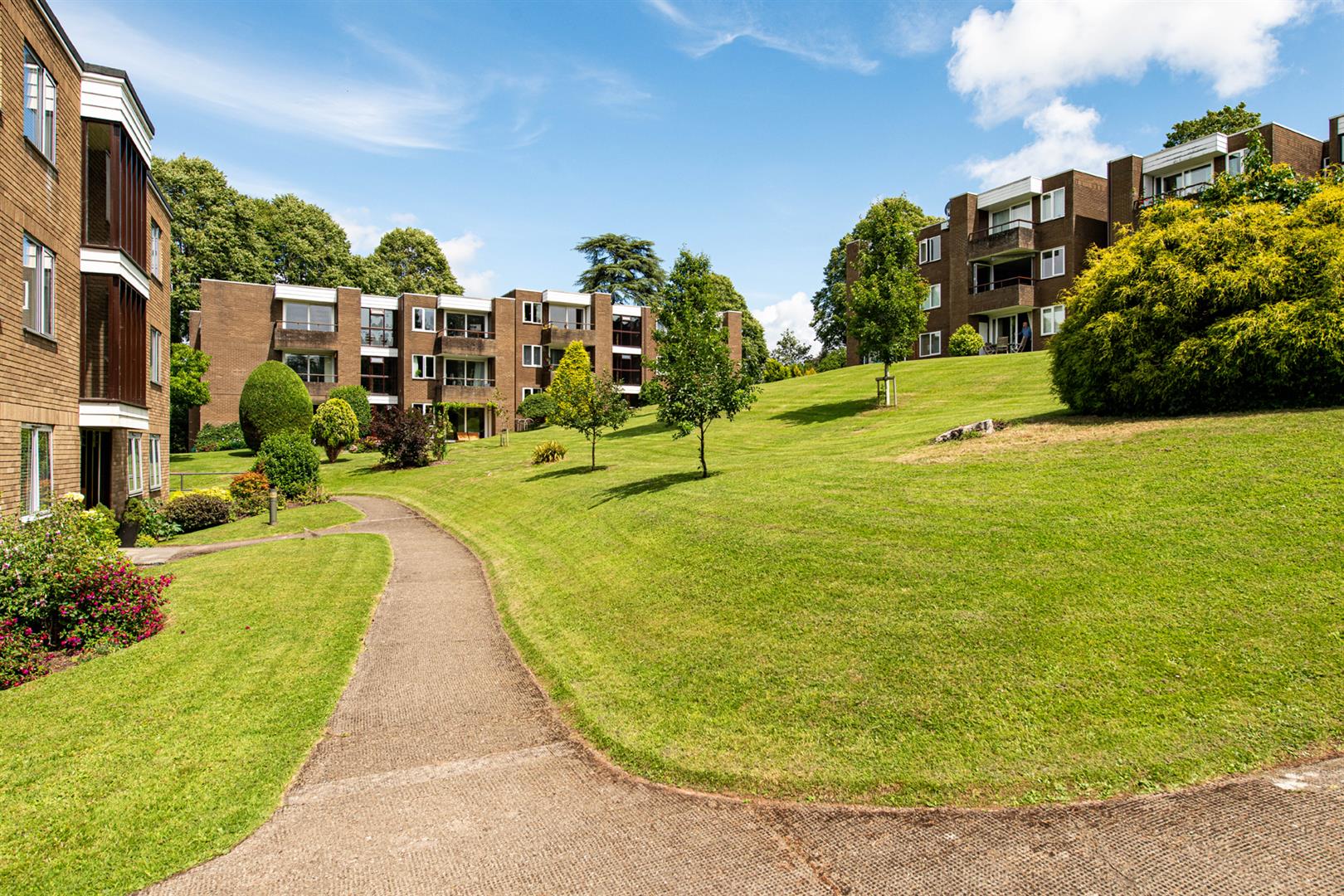 3 bed apartment to rent in Knoll Hill, Bristol 14