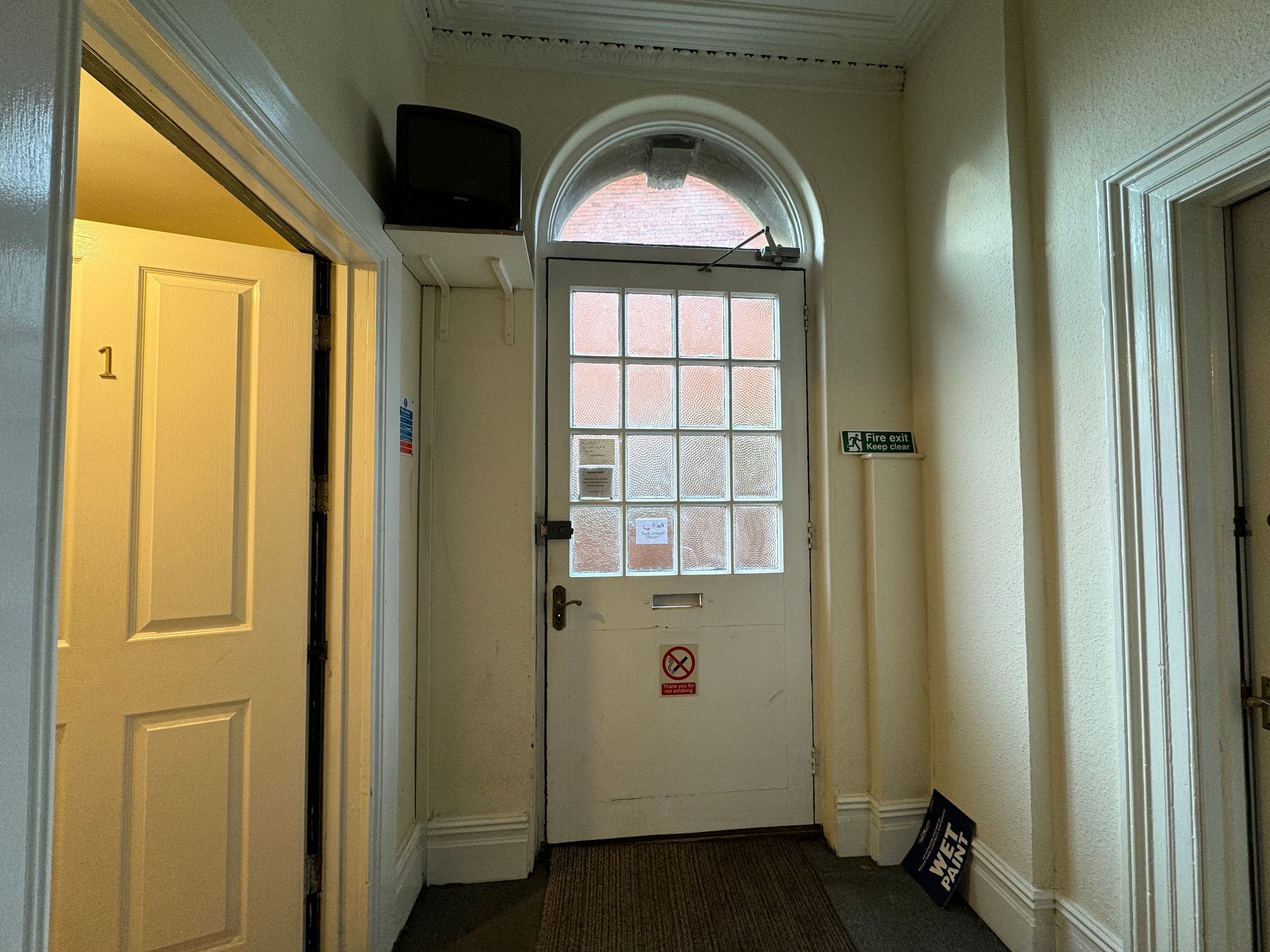 1 bed studio flat to rent in Clifton Terrace, Taunton, TA2 5