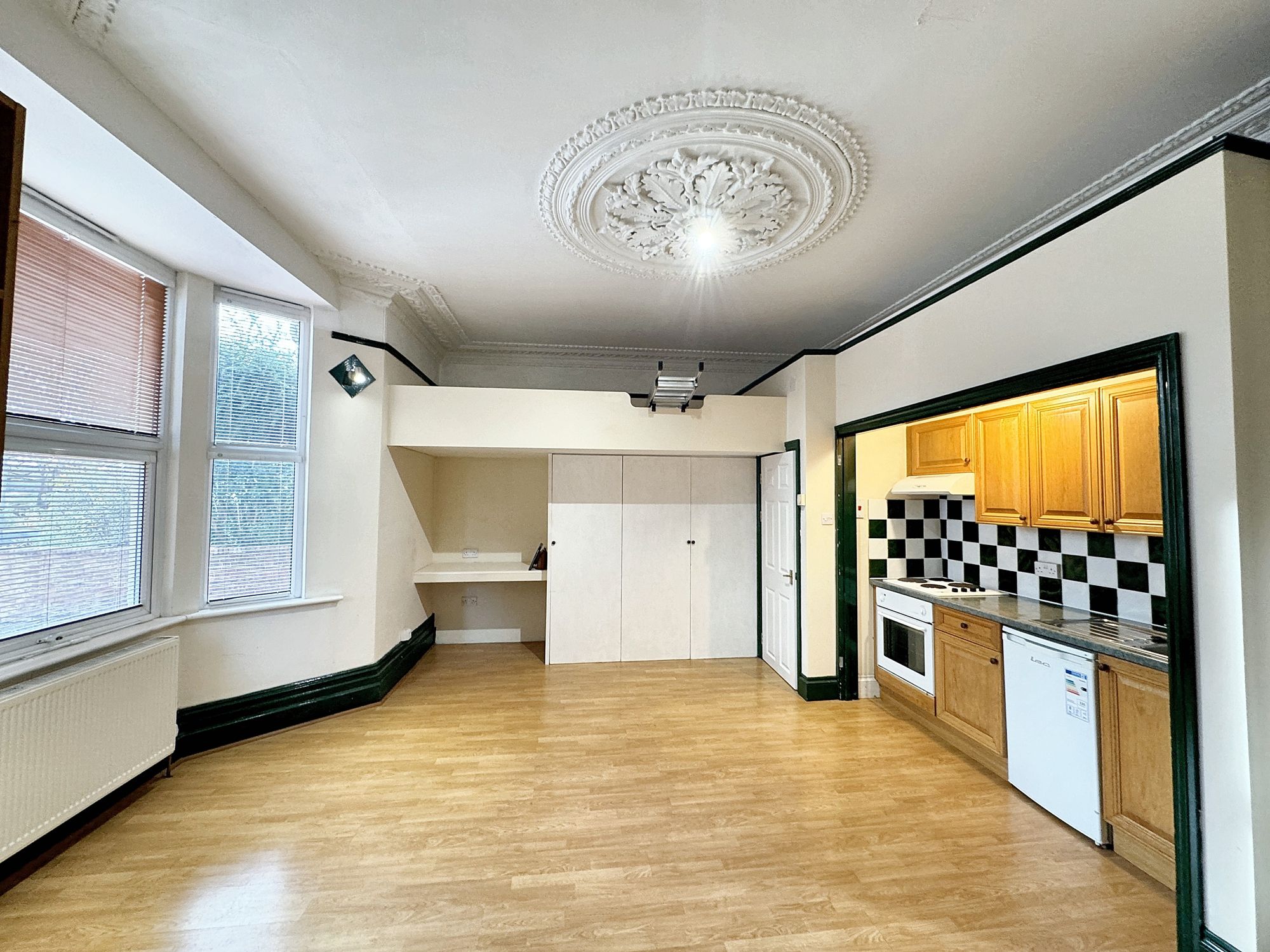 1 bed studio flat to rent in Clifton Terrace, Taunton, TA2  - Property Image 3