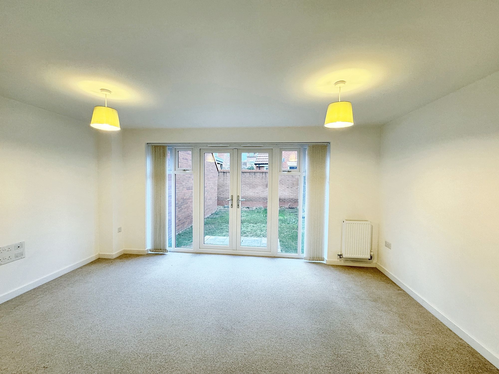 3 bed house to rent in Garden Close, Cheddon Fitzpaine, TA2 2