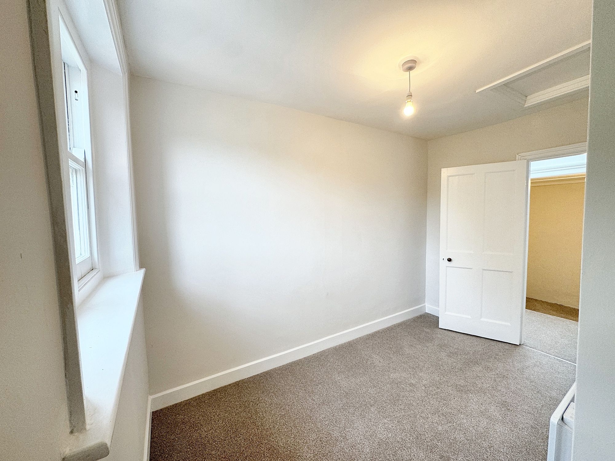 2 bed semi-detached house to rent in Ford Street, Wellington, TA21 7