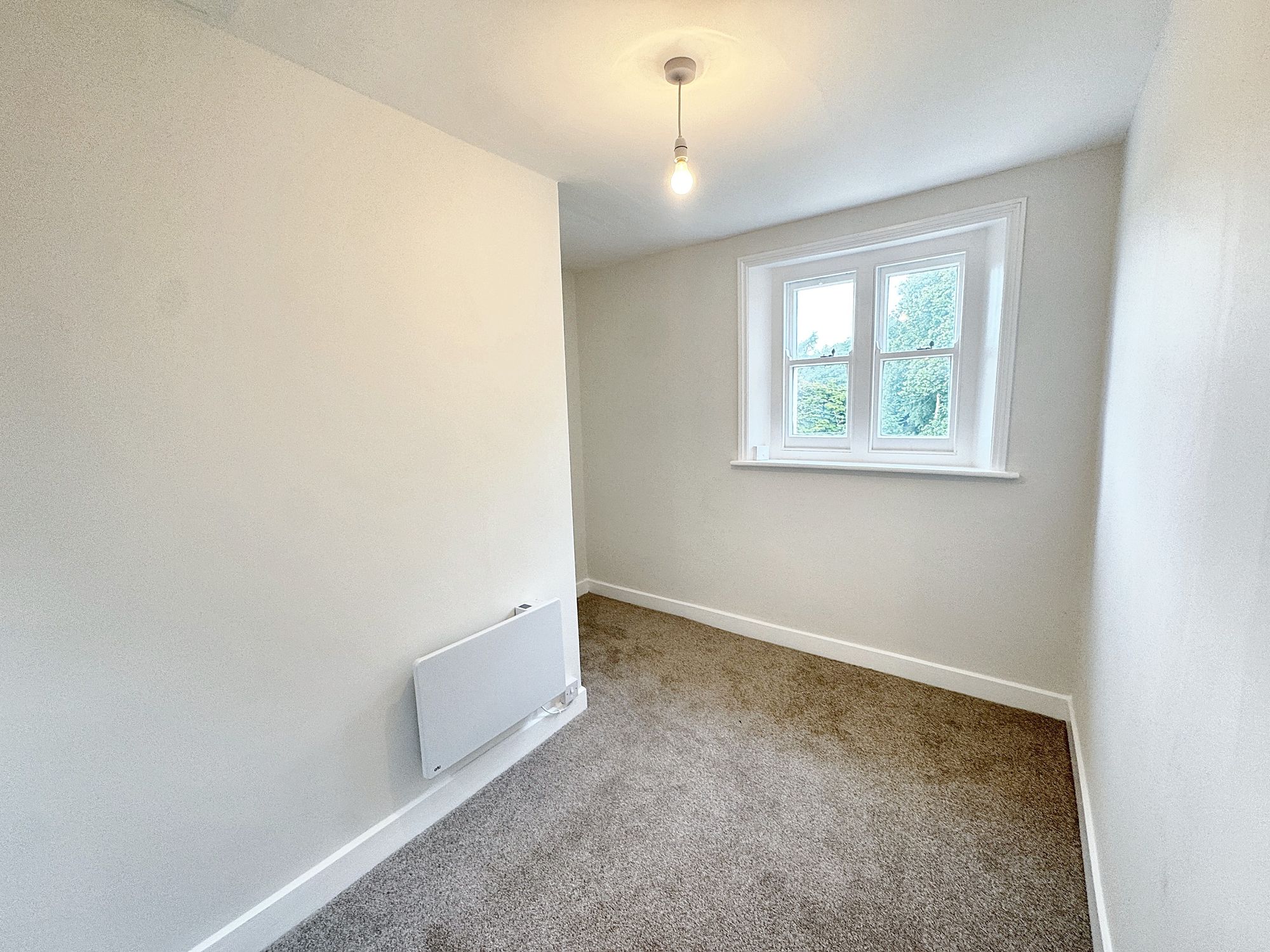 2 bed semi-detached house to rent in Ford Street, Wellington, TA21  - Property Image 9