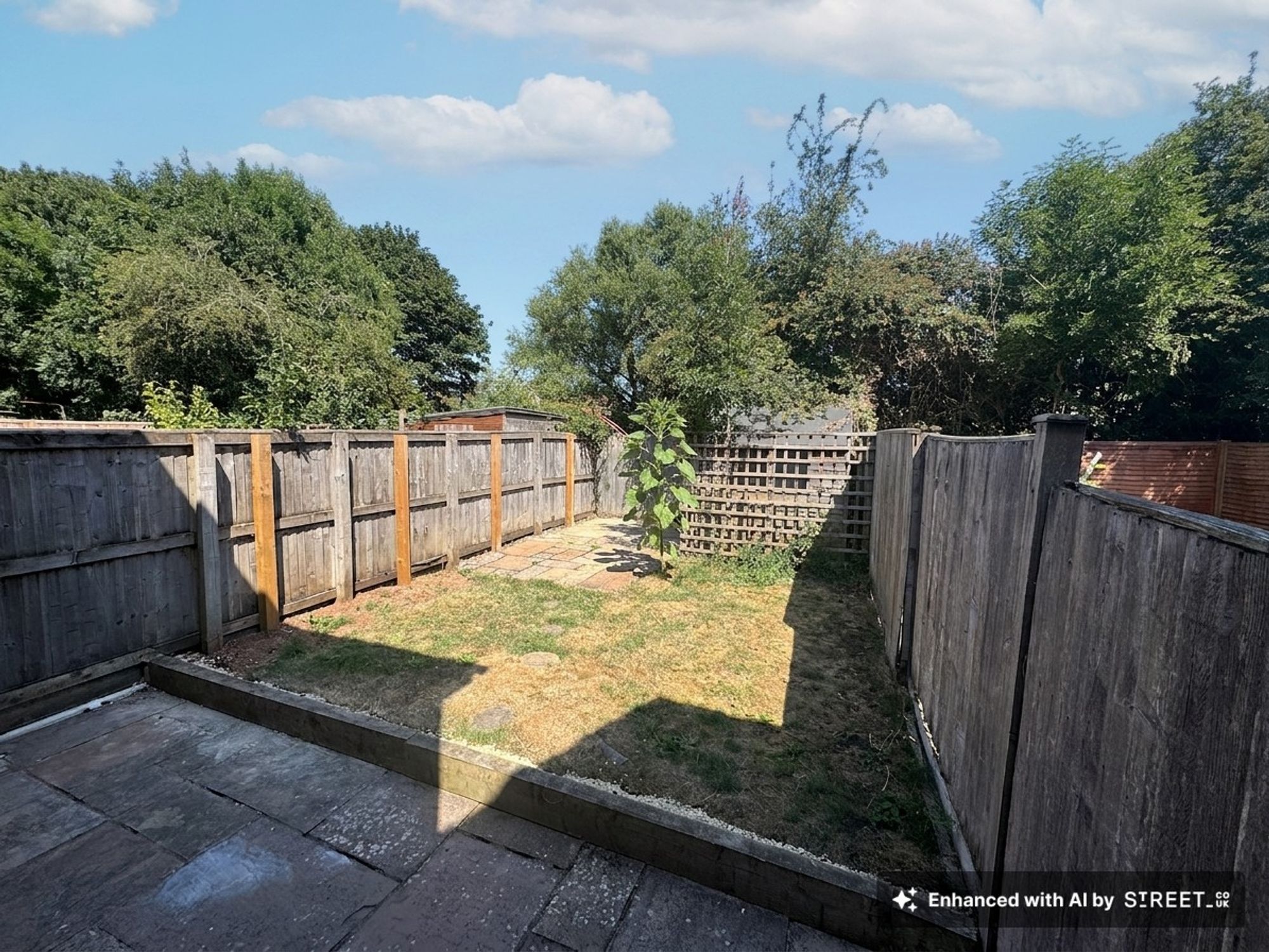 2 bed end of terrace house to rent in Witham Close, Taunton, TA1 1