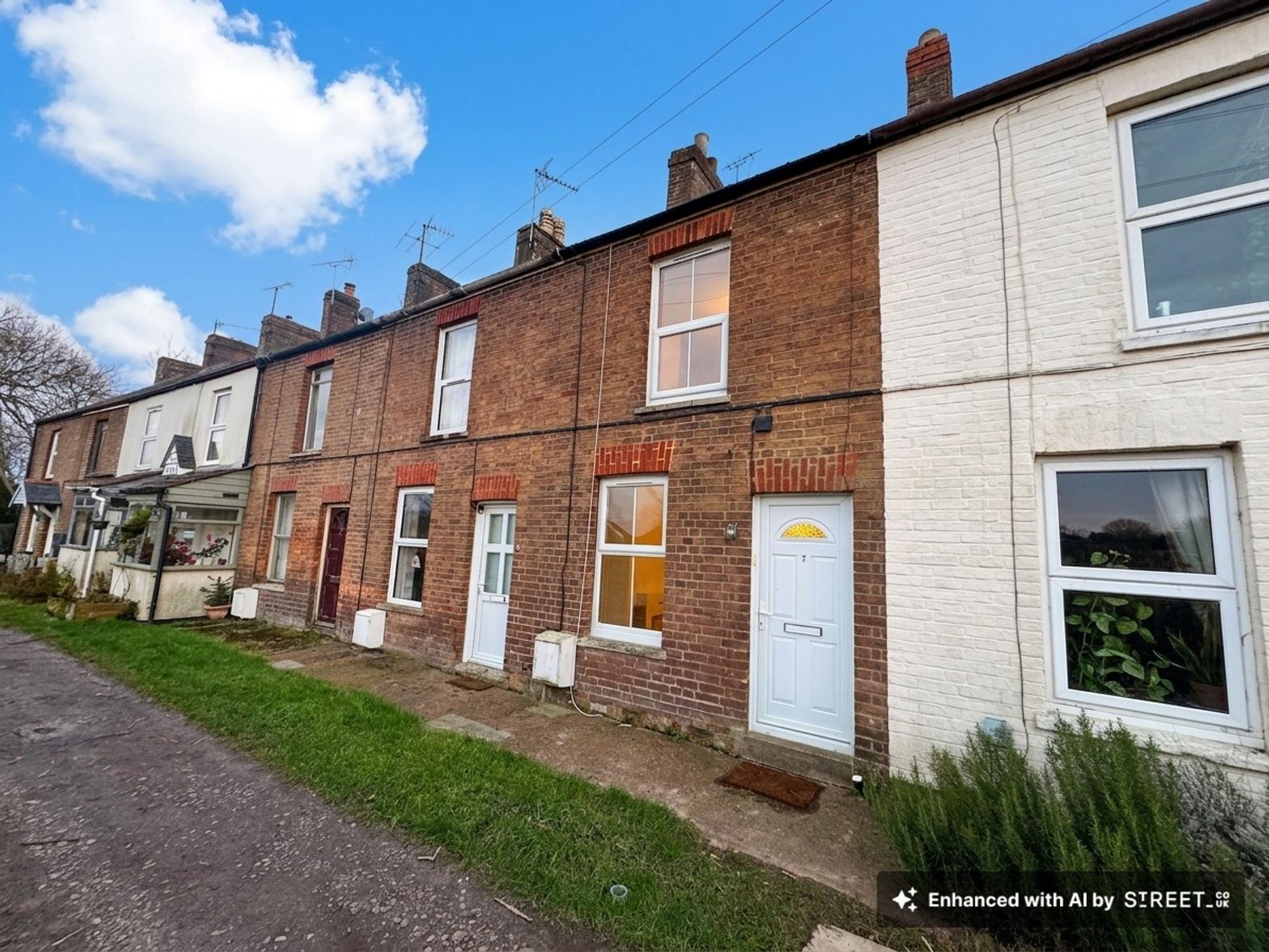 2 bed cottage to rent in Frieze Hill, Taunton, TA1 - Property Image 1
