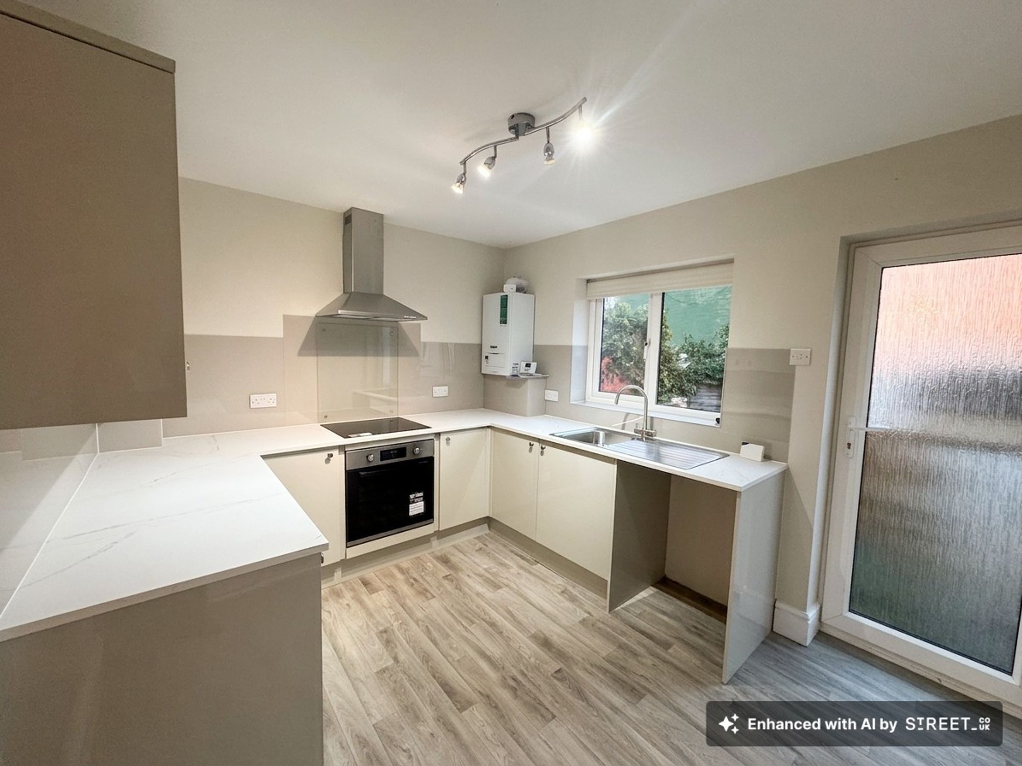 2 bed cottage to rent in Frieze Hill, Taunton, TA1 1