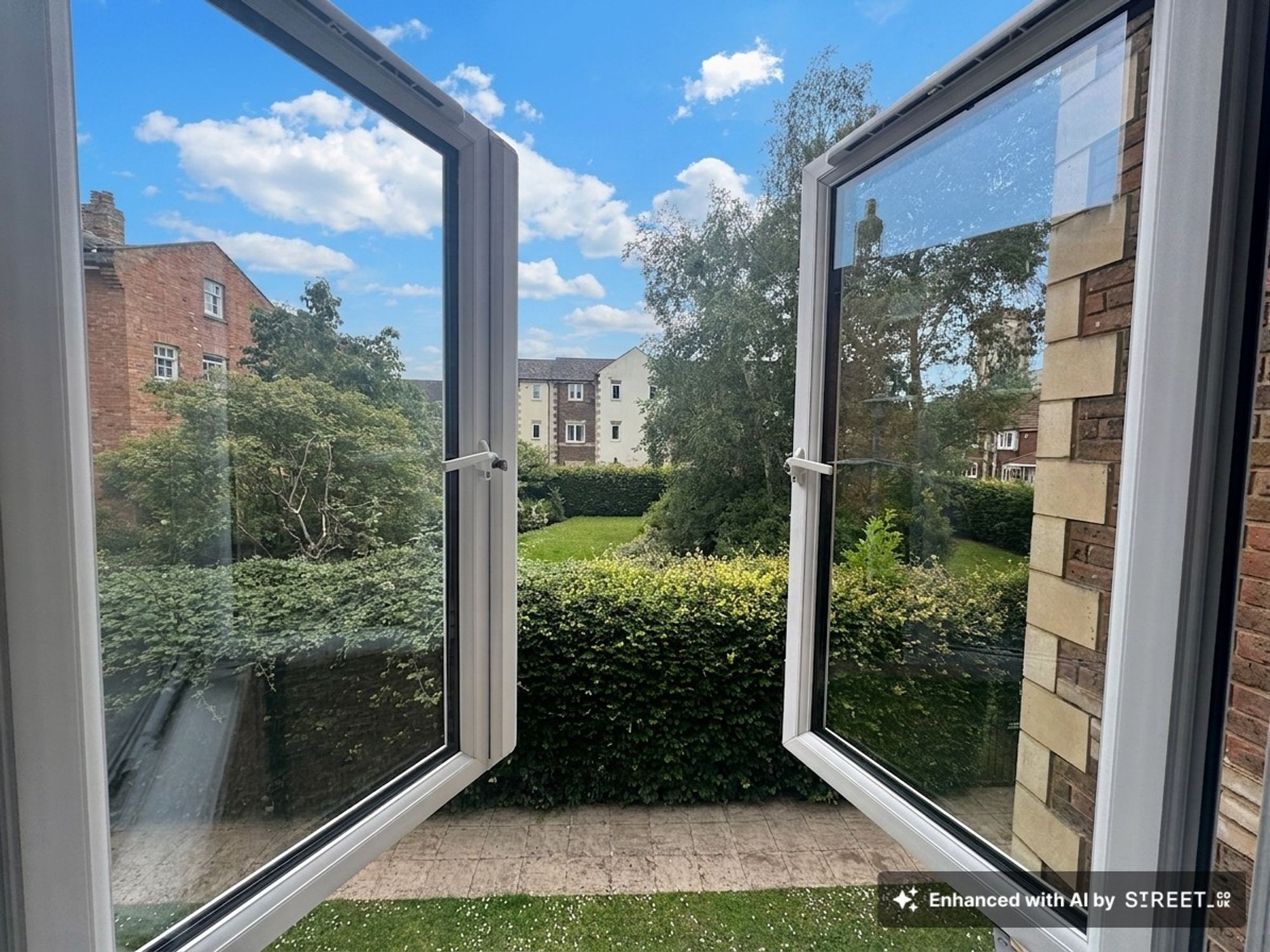 2 bed flat to rent in Trinity Road, Taunton, TA1  - Property Image 11