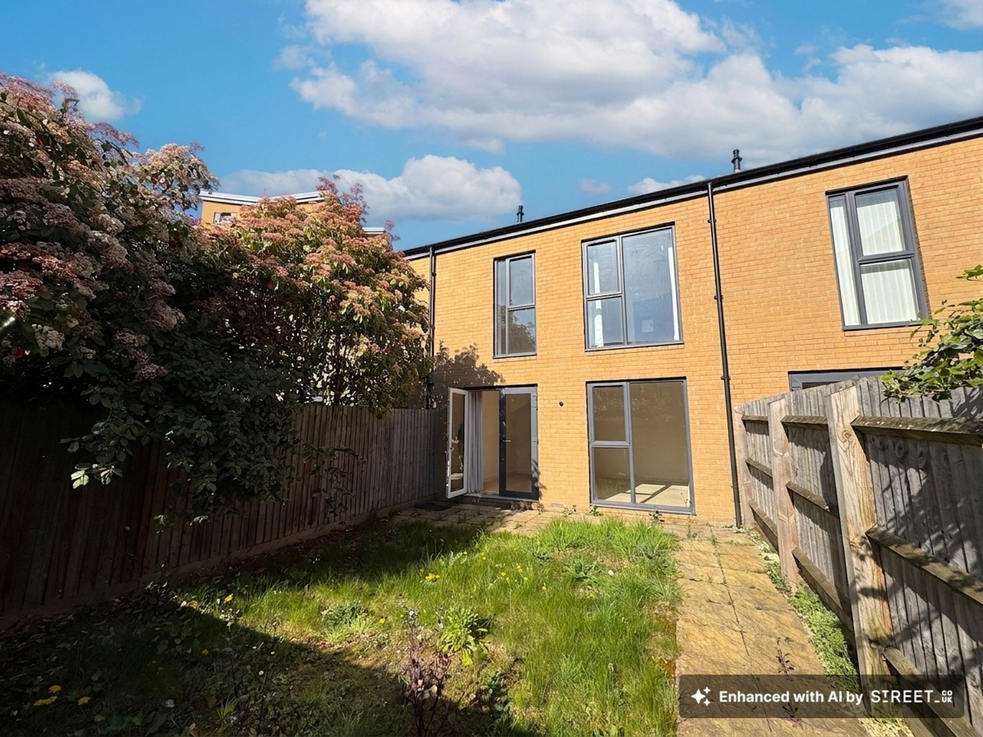 3 bed terraced house to rent in Firepool Crescent, Taunton, TA1 12