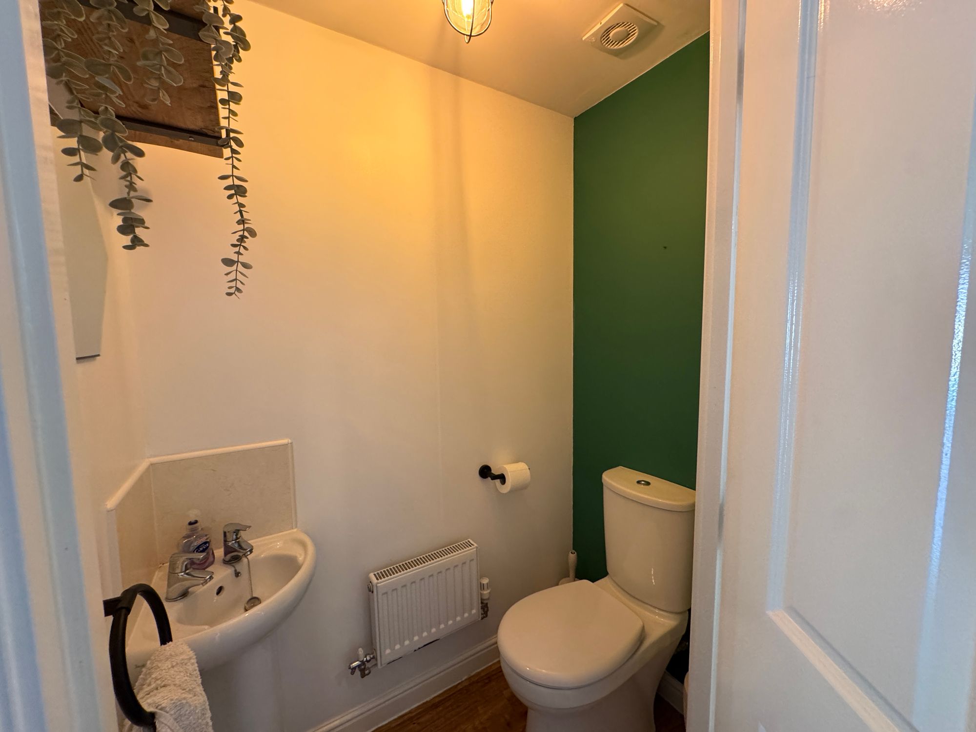 3 bed town house to rent in Collett Road, Norton Fitzwarren, TA2  - Property Image 5