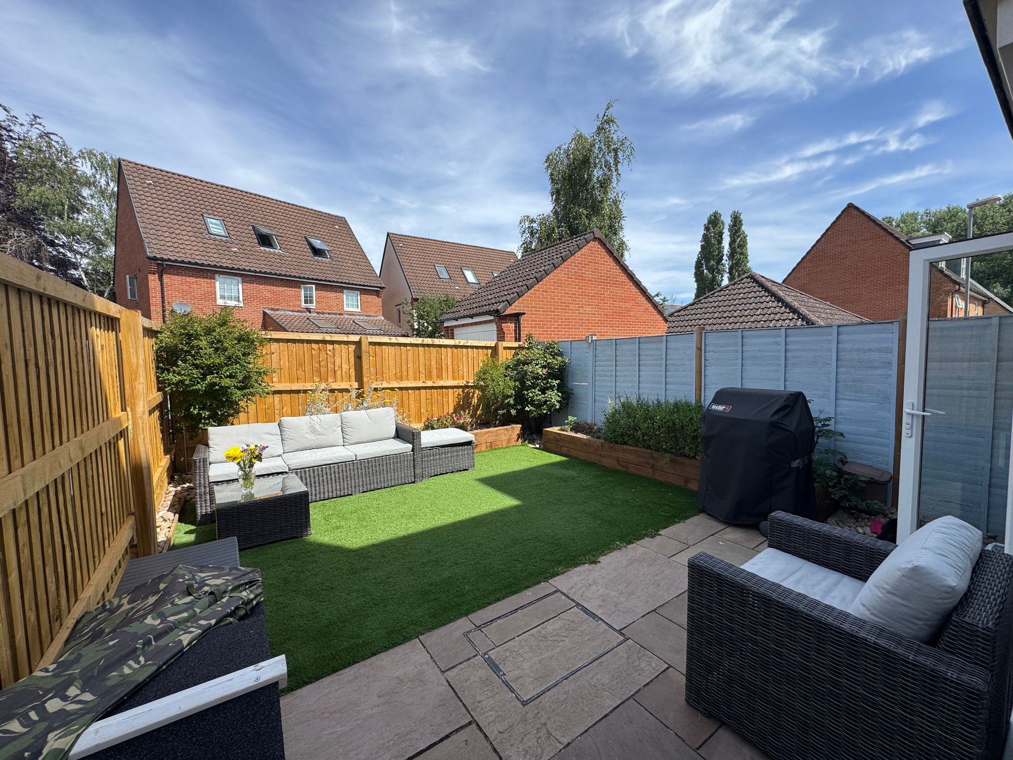 3 bed town house to rent in Collett Road, Norton Fitzwarren, TA2 3