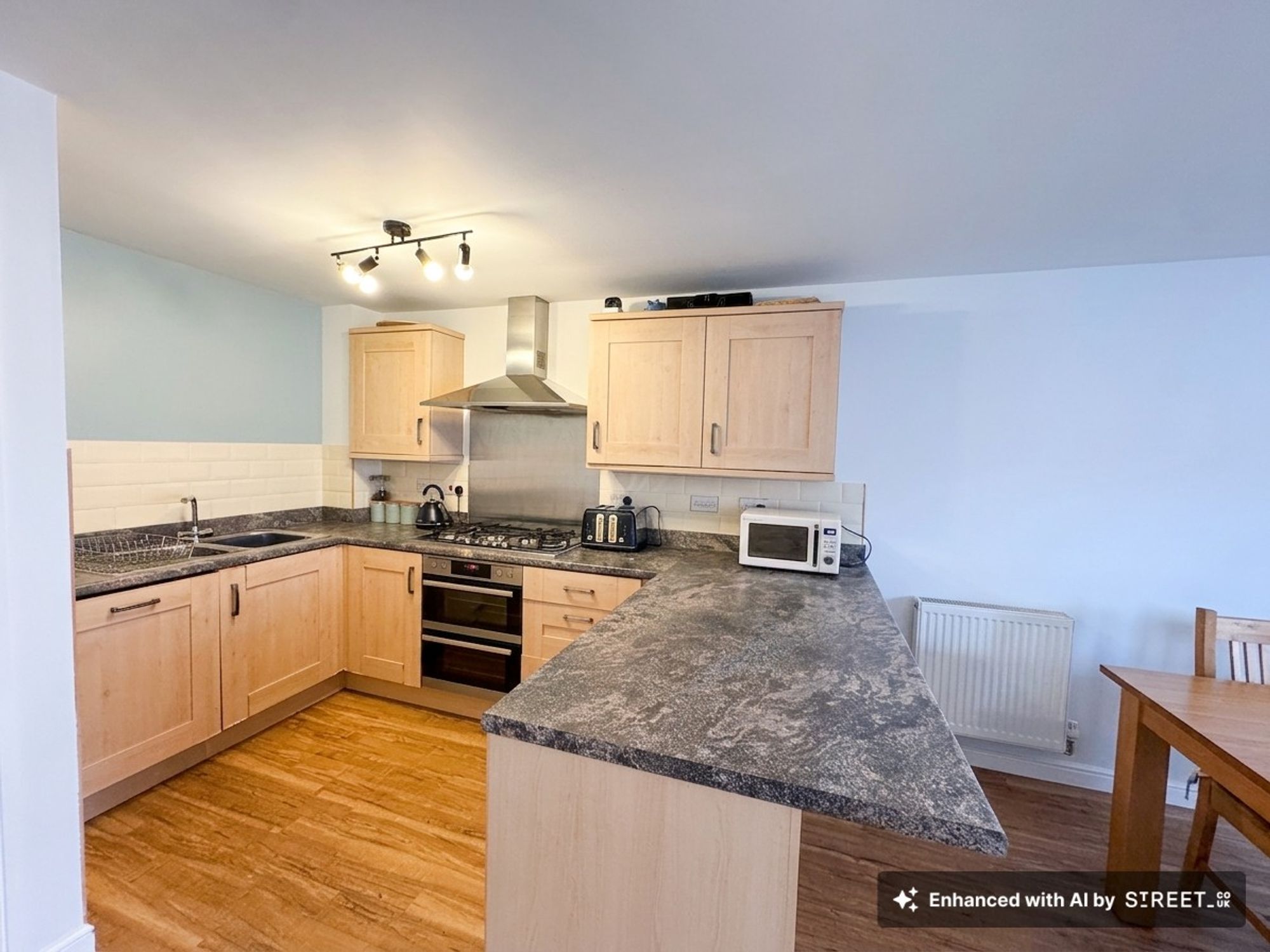 3 bed town house to rent in Collett Road, Norton Fitzwarren, TA2  - Property Image 3