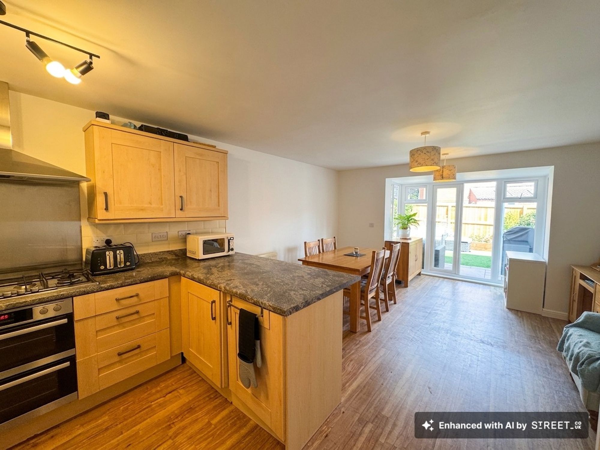 3 bed town house to rent in Collett Road, Norton Fitzwarren, TA2 5