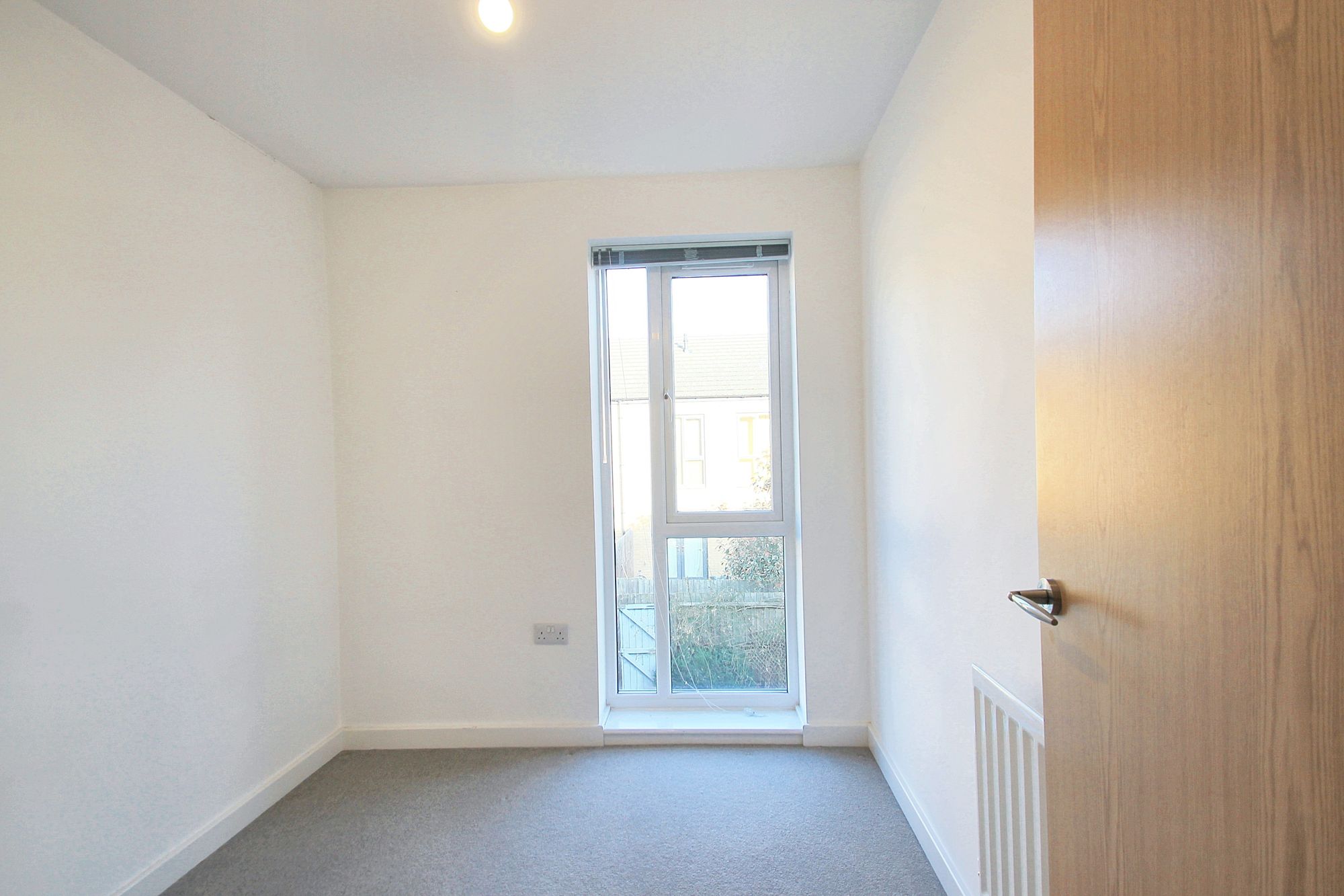 3 bed to rent in Firepool View, Taunton, TA1 8