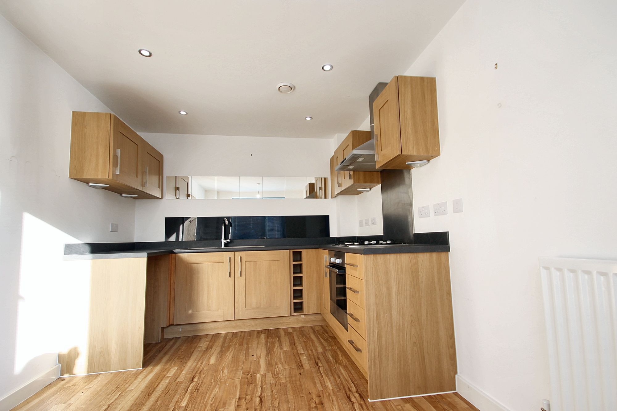 3 bed to rent in Firepool View, Taunton, TA1  - Property Image 2