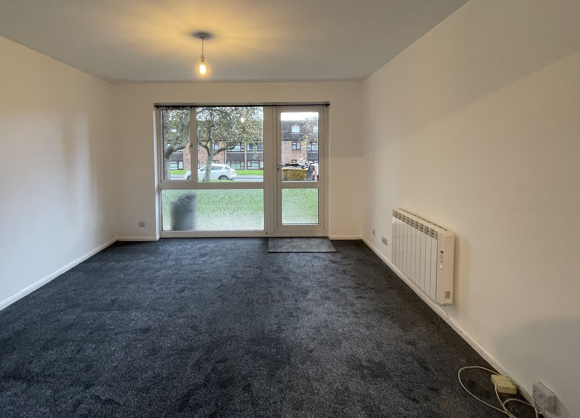 2 bed flat to rent in Bacon Drive, Taunton, TA1 6