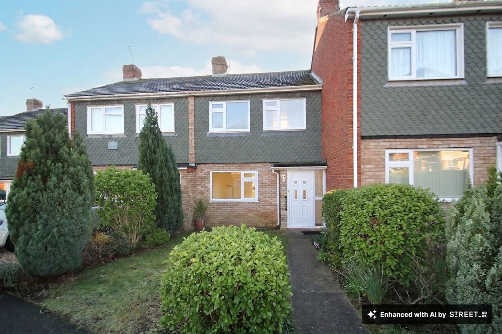 3 bed  to rent in Suffolk Crescent, Taunton, TA1