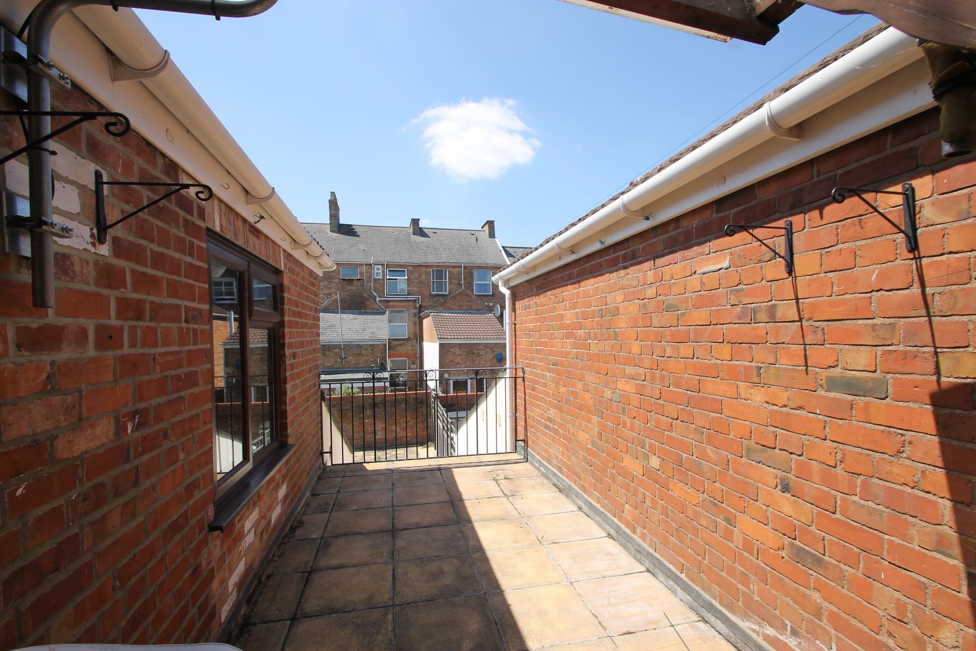 1 bed flat to rent in Albemarle Road, Taunton, TA1 4