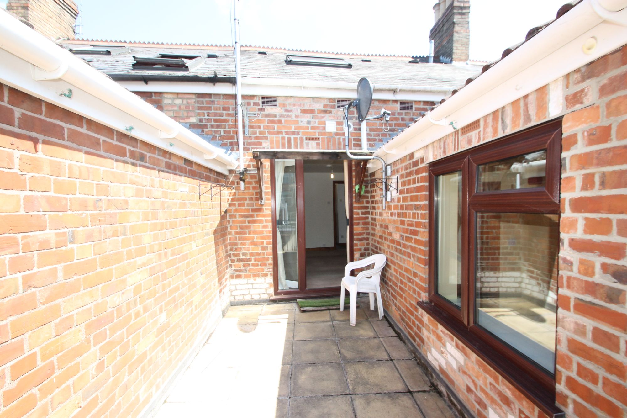 1 bed flat to rent in Albemarle Road, Taunton, TA1 3