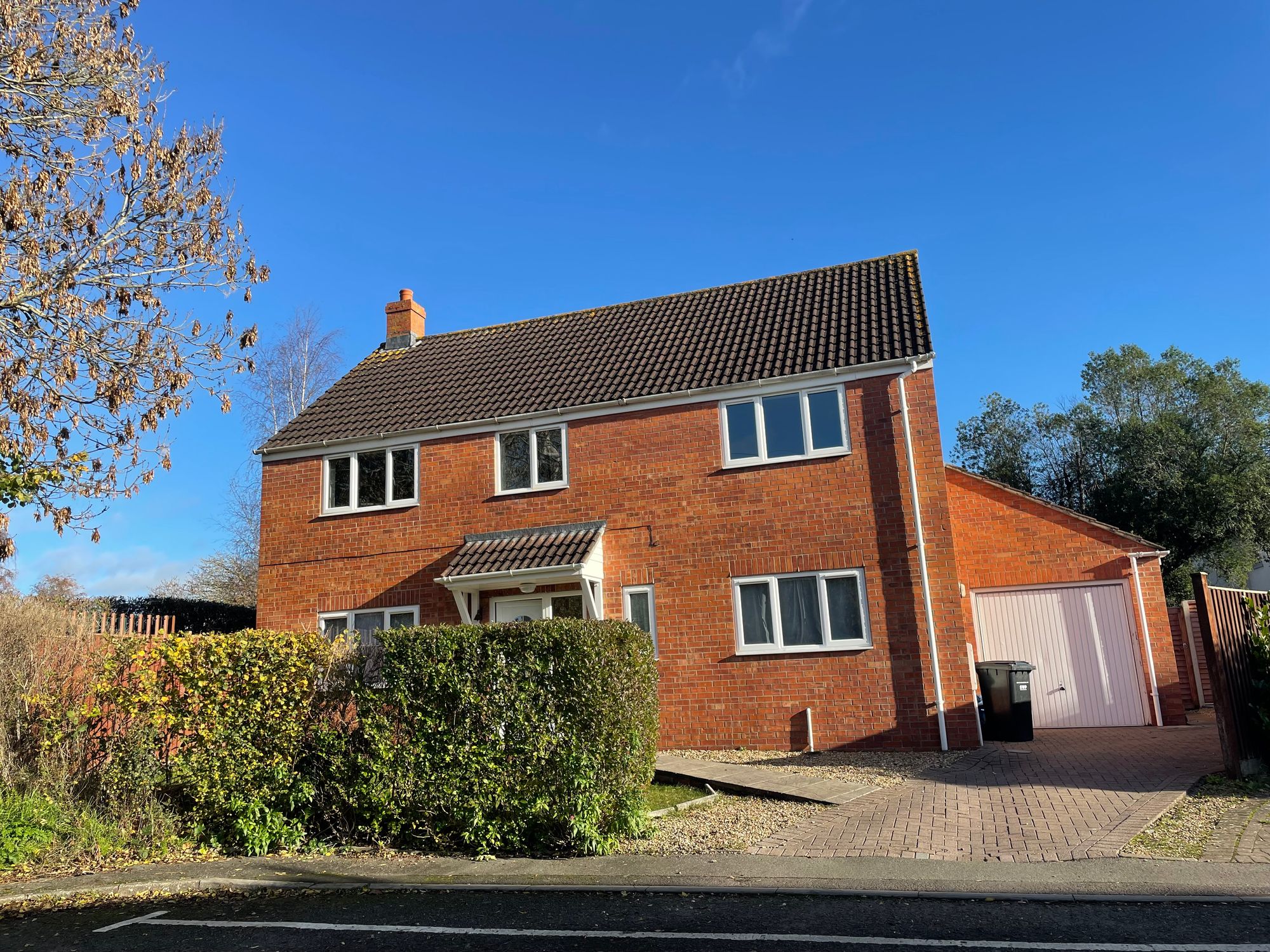 4 bed to rent in Crowcombe Road, Taunton, TA2 - Property Image 1