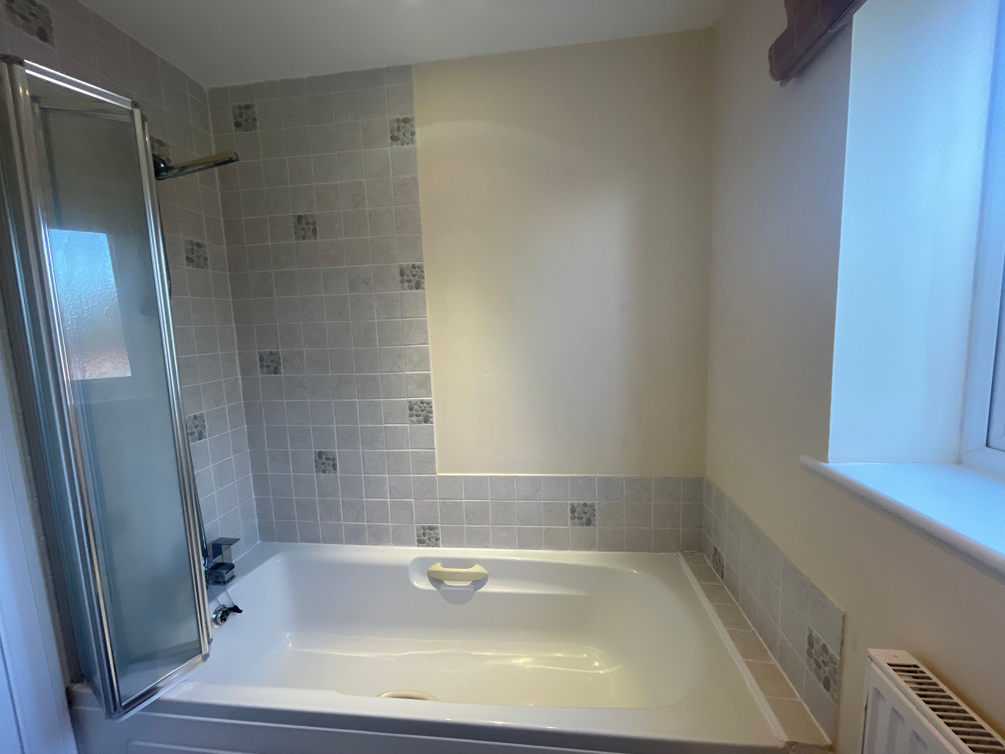 4 bed to rent in Crowcombe Road, Taunton, TA2 11