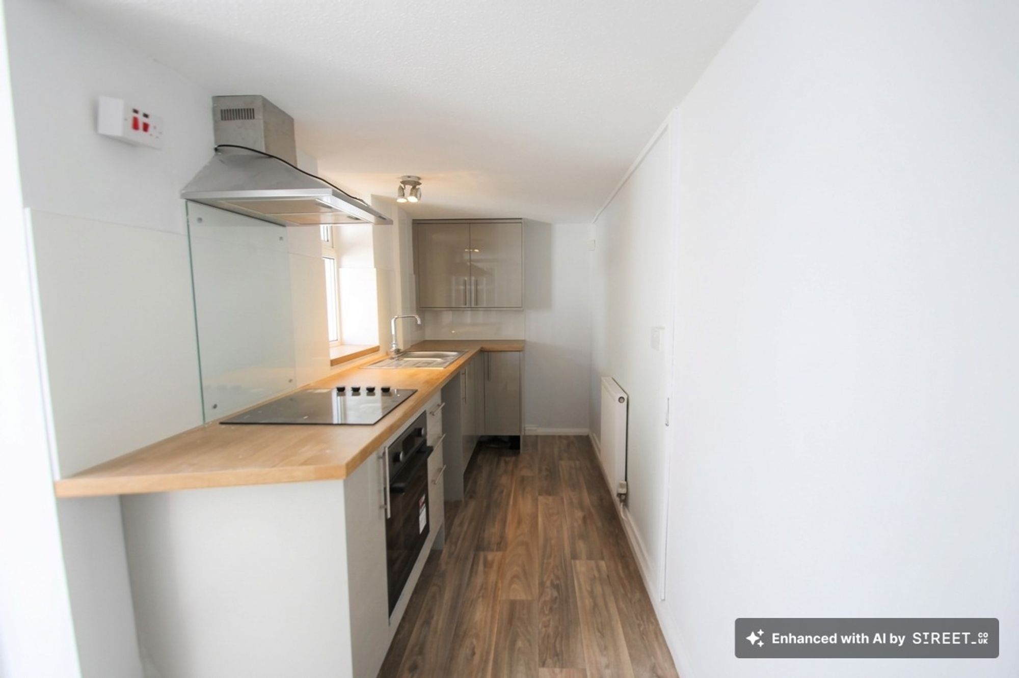2 bed semi-detached house to rent in Trinity Road, Taunton, TA1  - Property Image 4