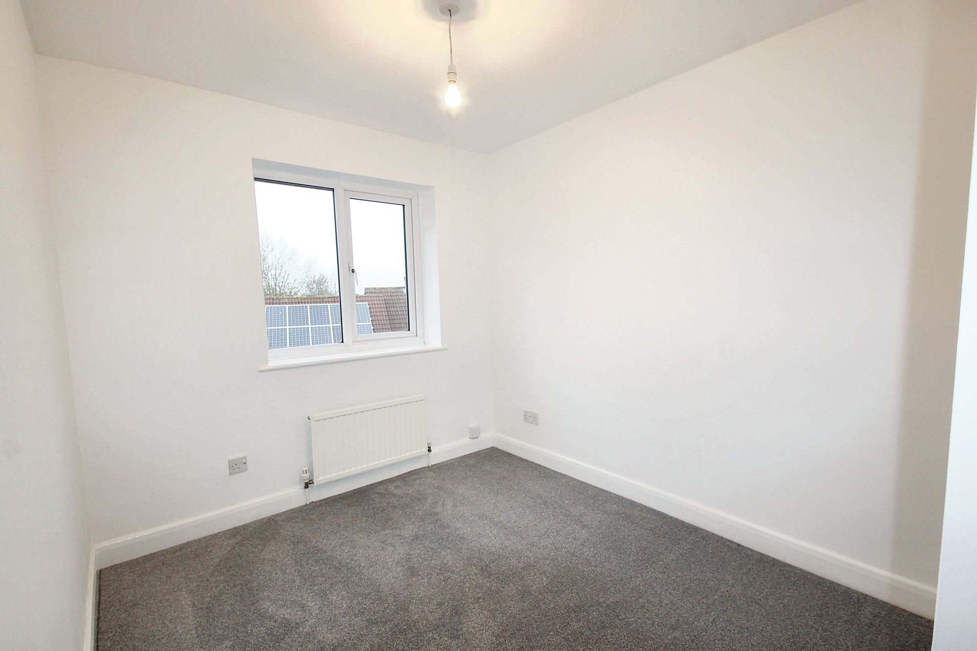 3 bed mid-terraced house for sale in Fivash Close, Taunton, TA1 8