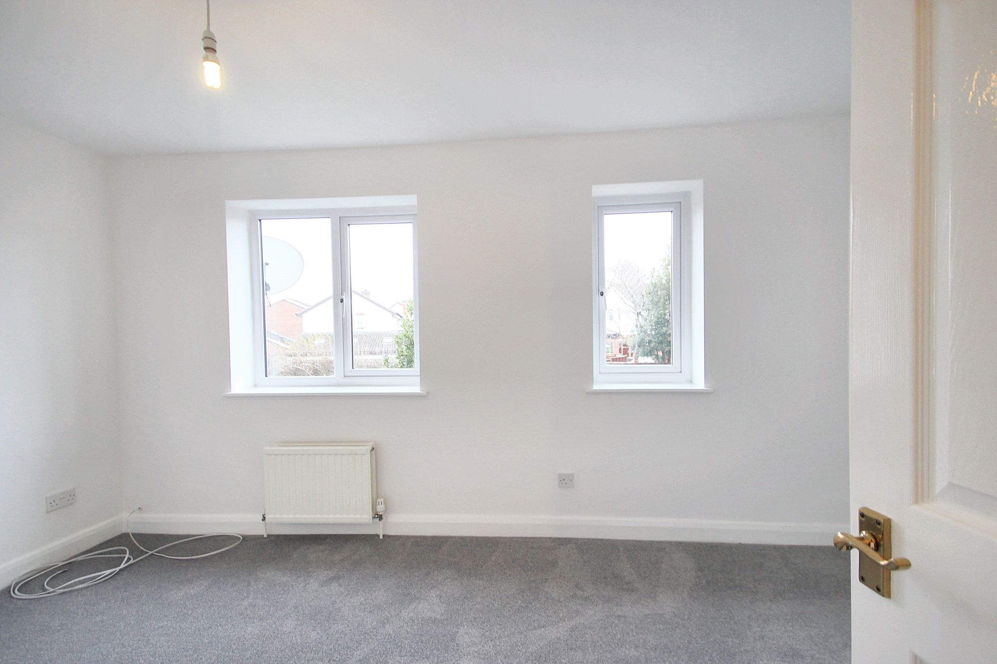 3 bed mid-terraced house for sale in Fivash Close, Taunton, TA1 6